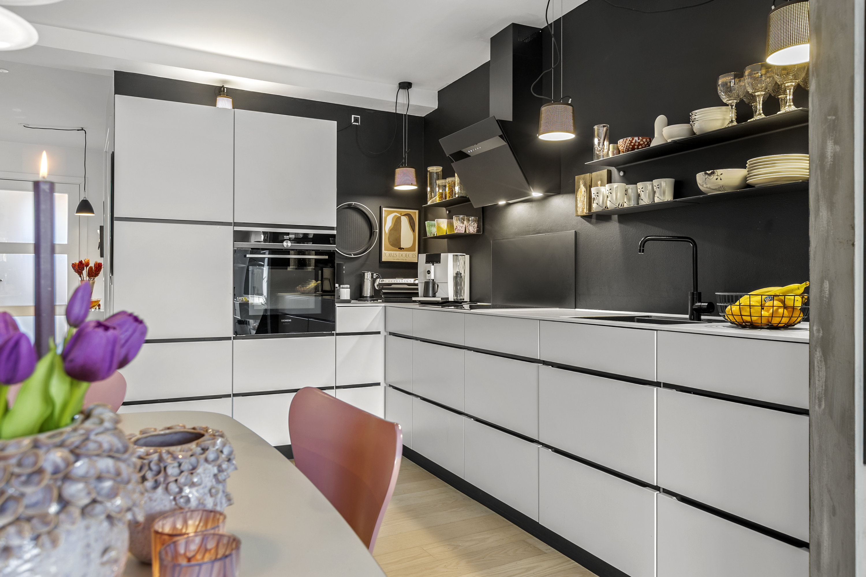 Fremhævet køkken billede i fuldskærmstilstand. Billede af Oehlenschlægersgade 15B, 1., 4200 Slagelse