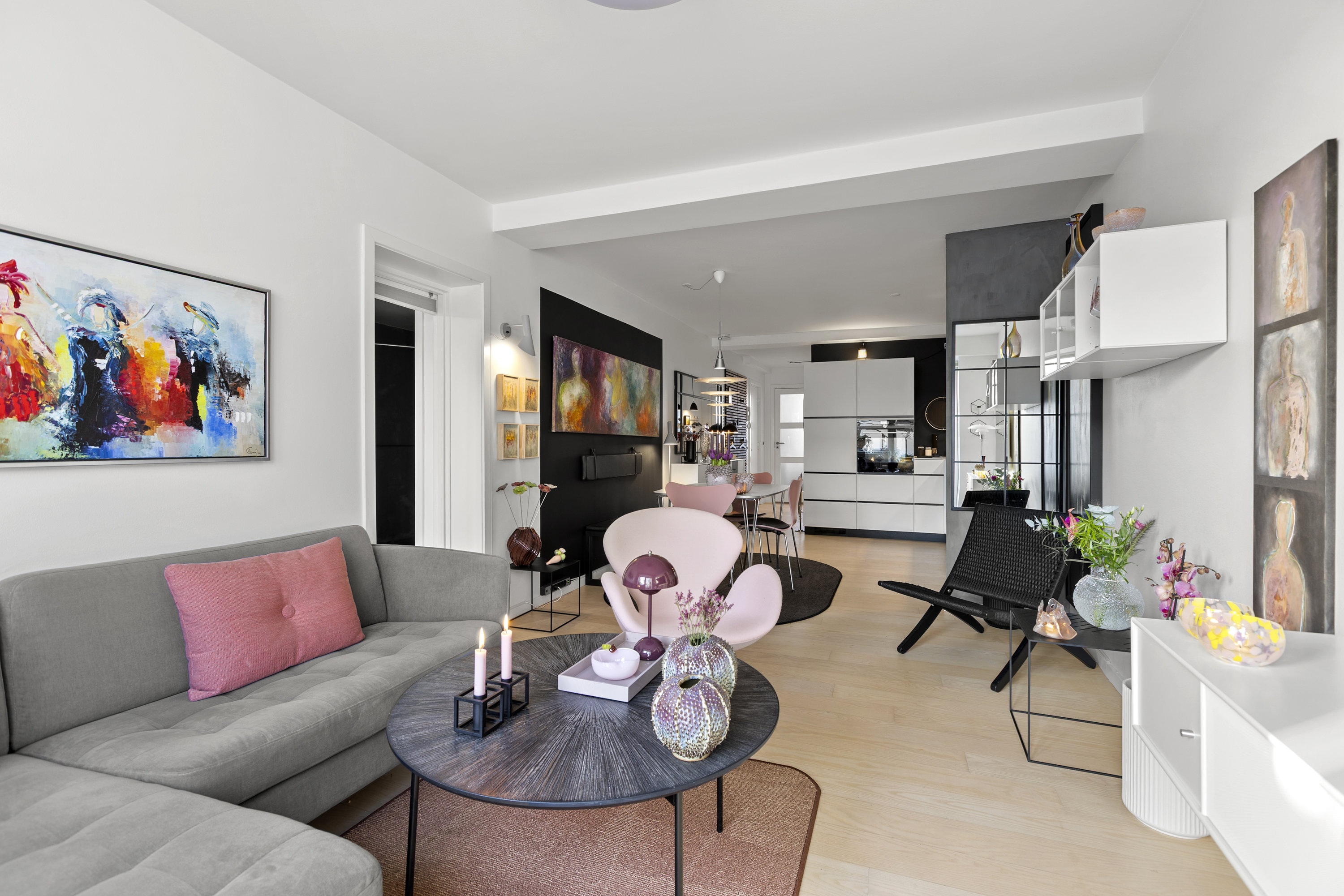 Fremhævet stue billede i fuldskærmstilstand. Billede af Oehlenschlægersgade 15B, 1., 4200 Slagelse