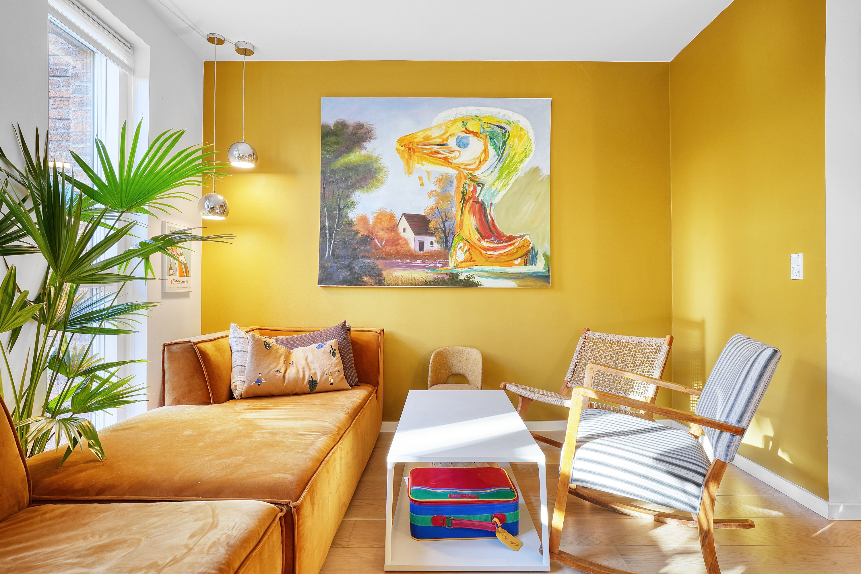 Fremhævet stue billede i fuldskærmstilstand. Billede af Rubinolavej 43, 2500 Valby