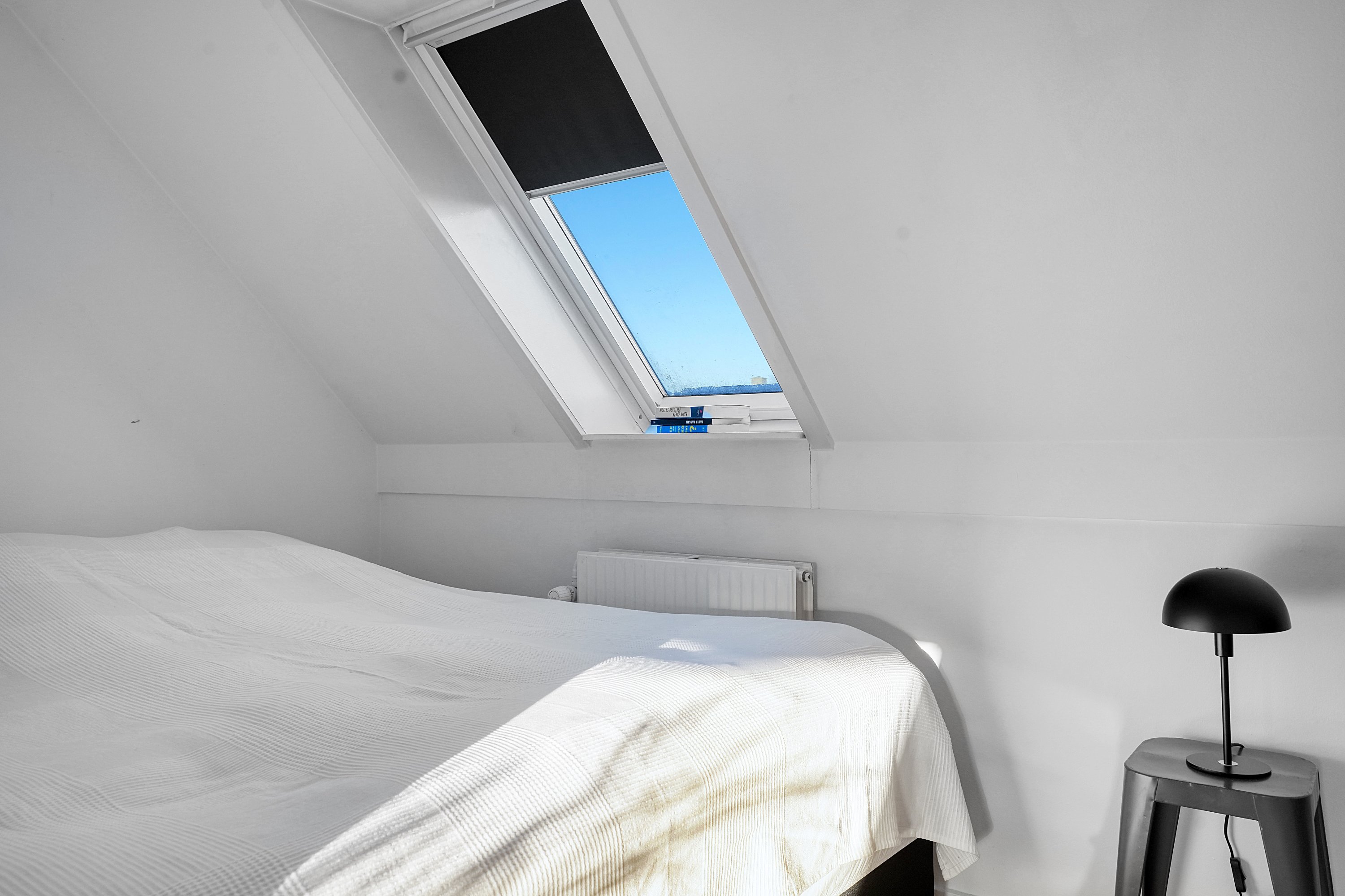 Fremhævet værelse billede i fuldskærmstilstand. Billede af Munkegårdsvej 20B, 3490 Kvistgård