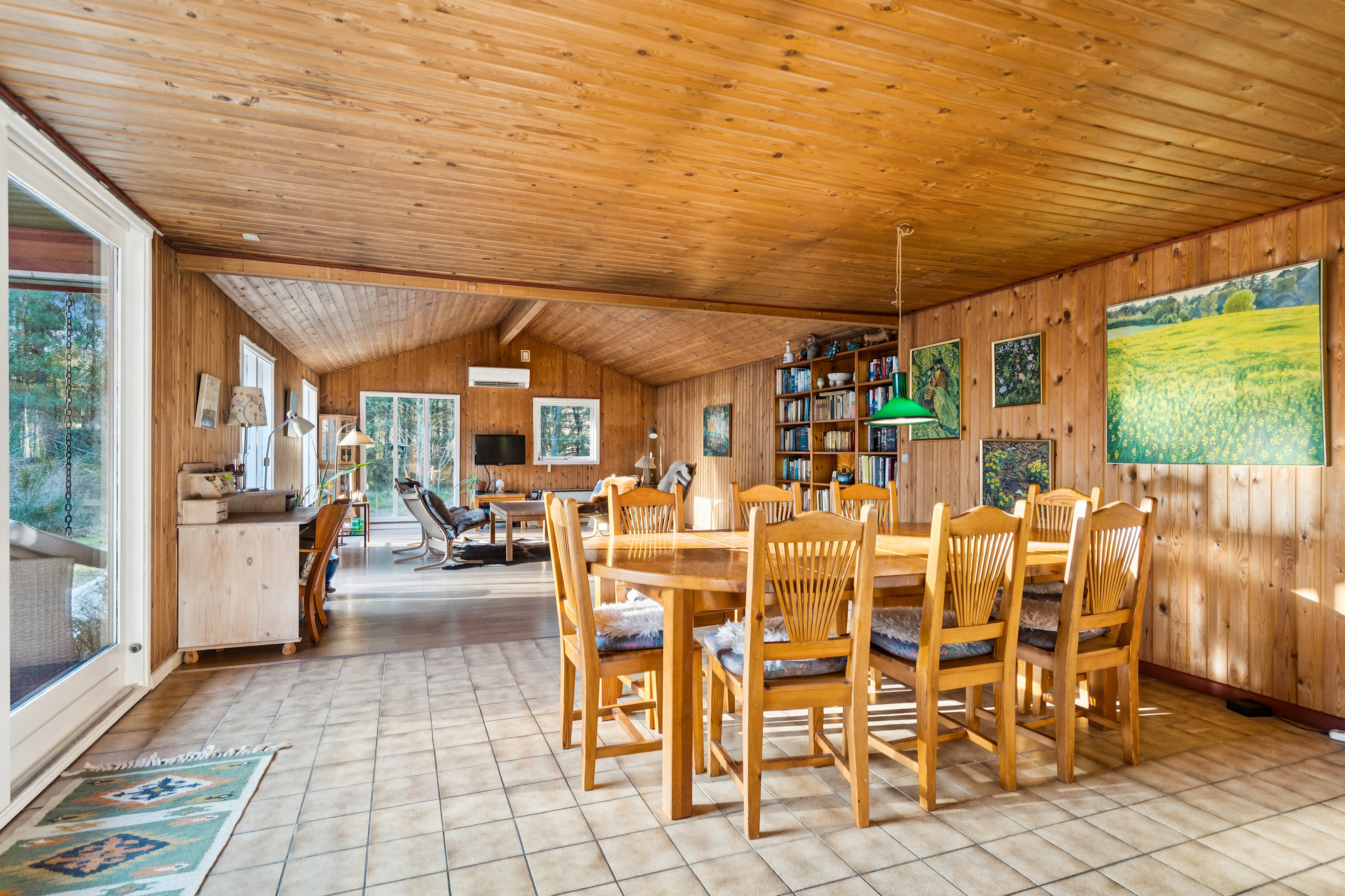 Fremhævet stue billede i fuldskærmstilstand. Billede af Linievejen 28, Østerby, 9940 Læsø