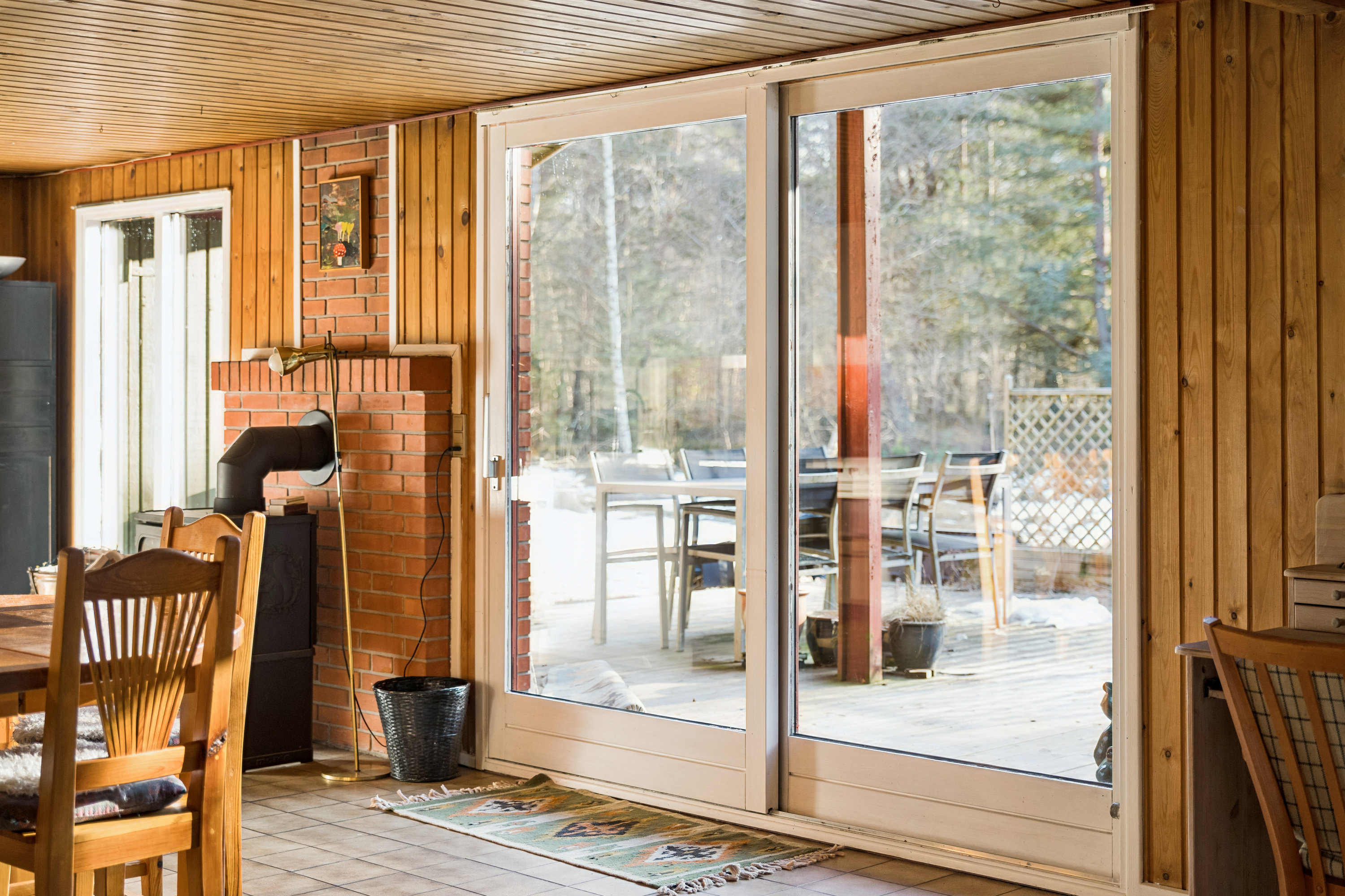 Fremhævet stue billede i fuldskærmstilstand. Billede af Linievejen 28, Østerby, 9940 Læsø