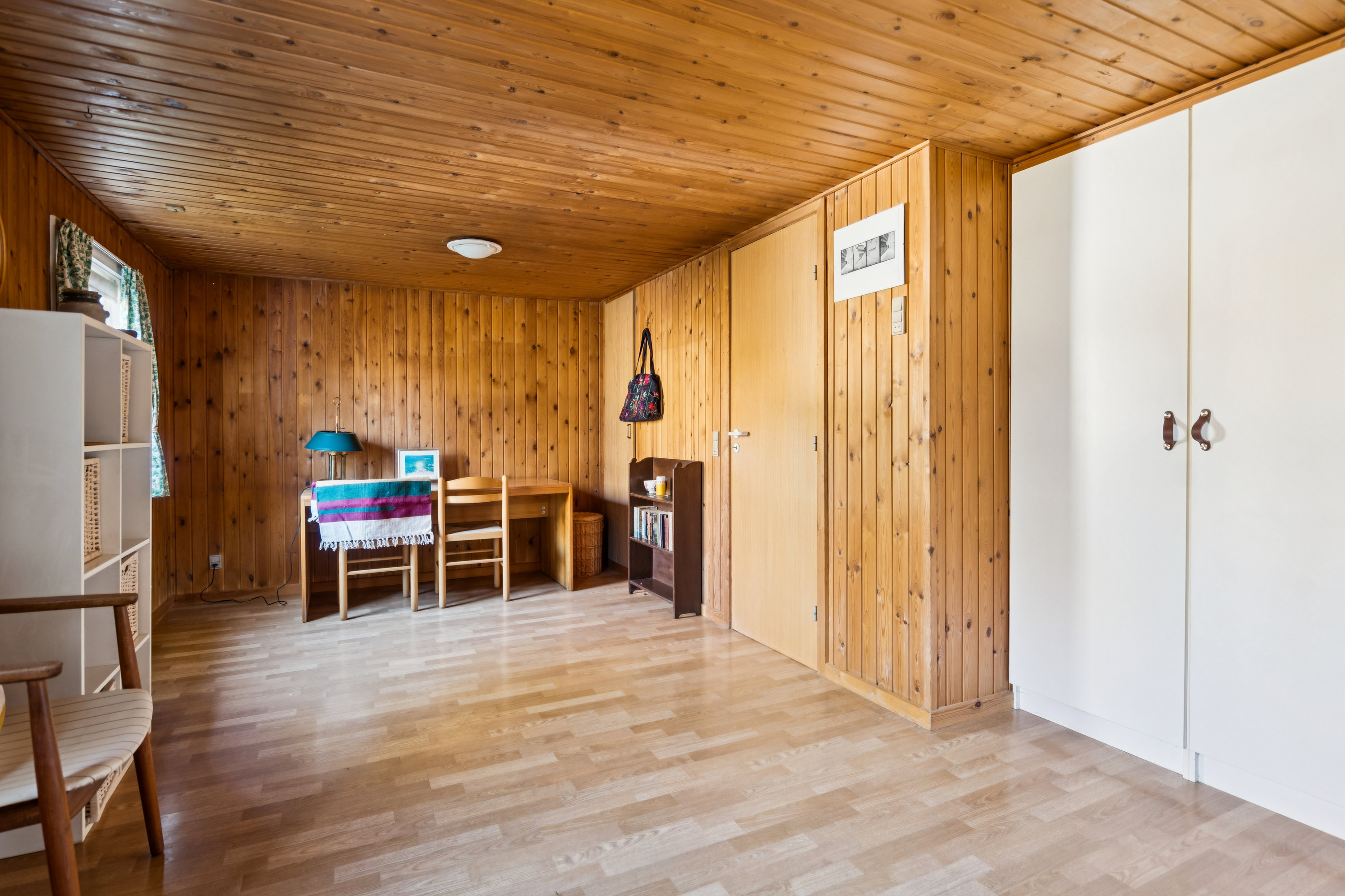 Fremhævet stue billede i fuldskærmstilstand. Billede af Linievejen 28, Østerby, 9940 Læsø