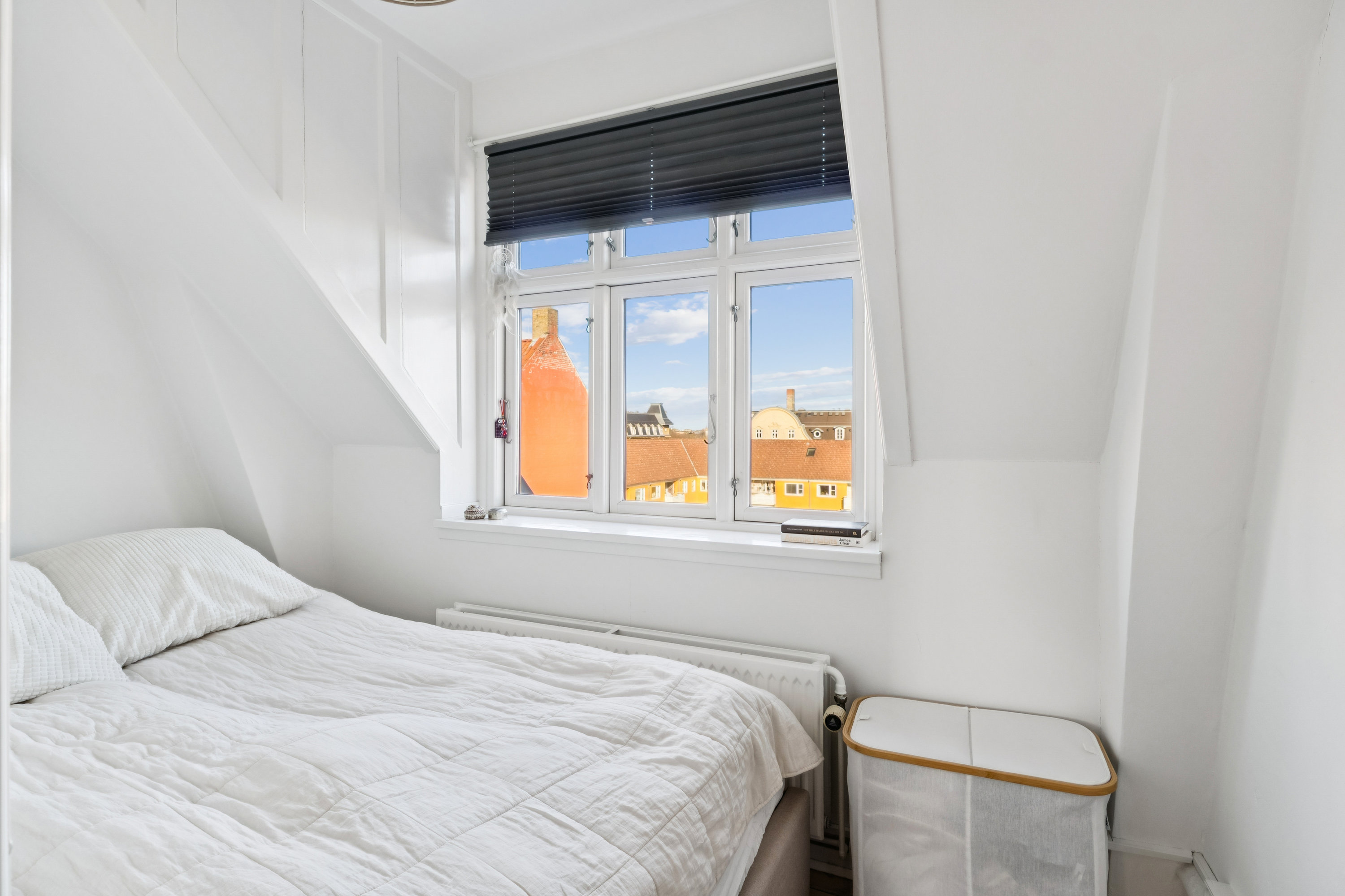 Fremhævet værelse billede i fuldskærmstilstand. Billede af Klerkegade 17A, 5. th., 1308 København K