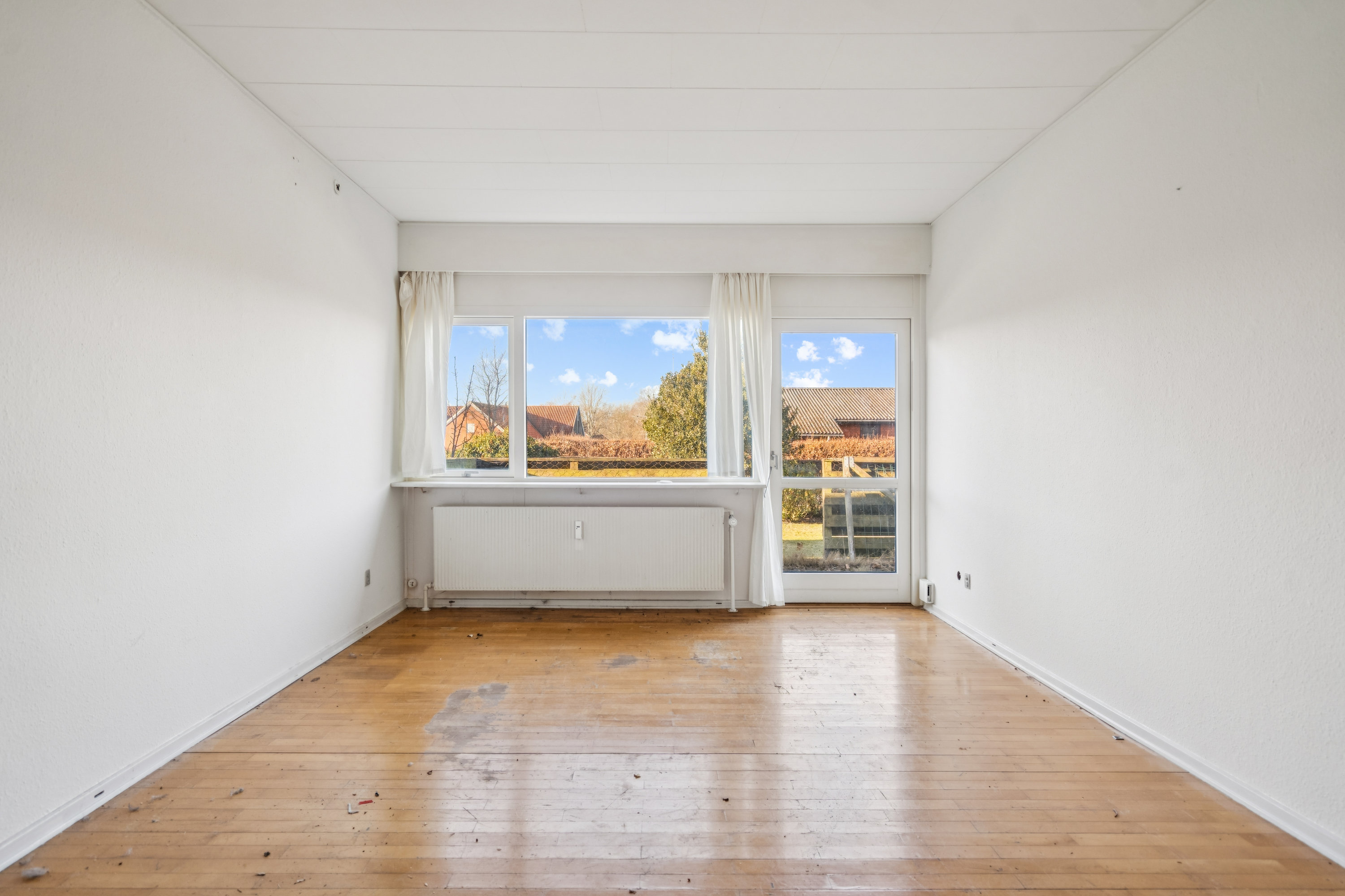 Fremhævet stue billede i fuldskærmstilstand. Billede af Doktorvejen 6A, Byrum, 9940 Læsø