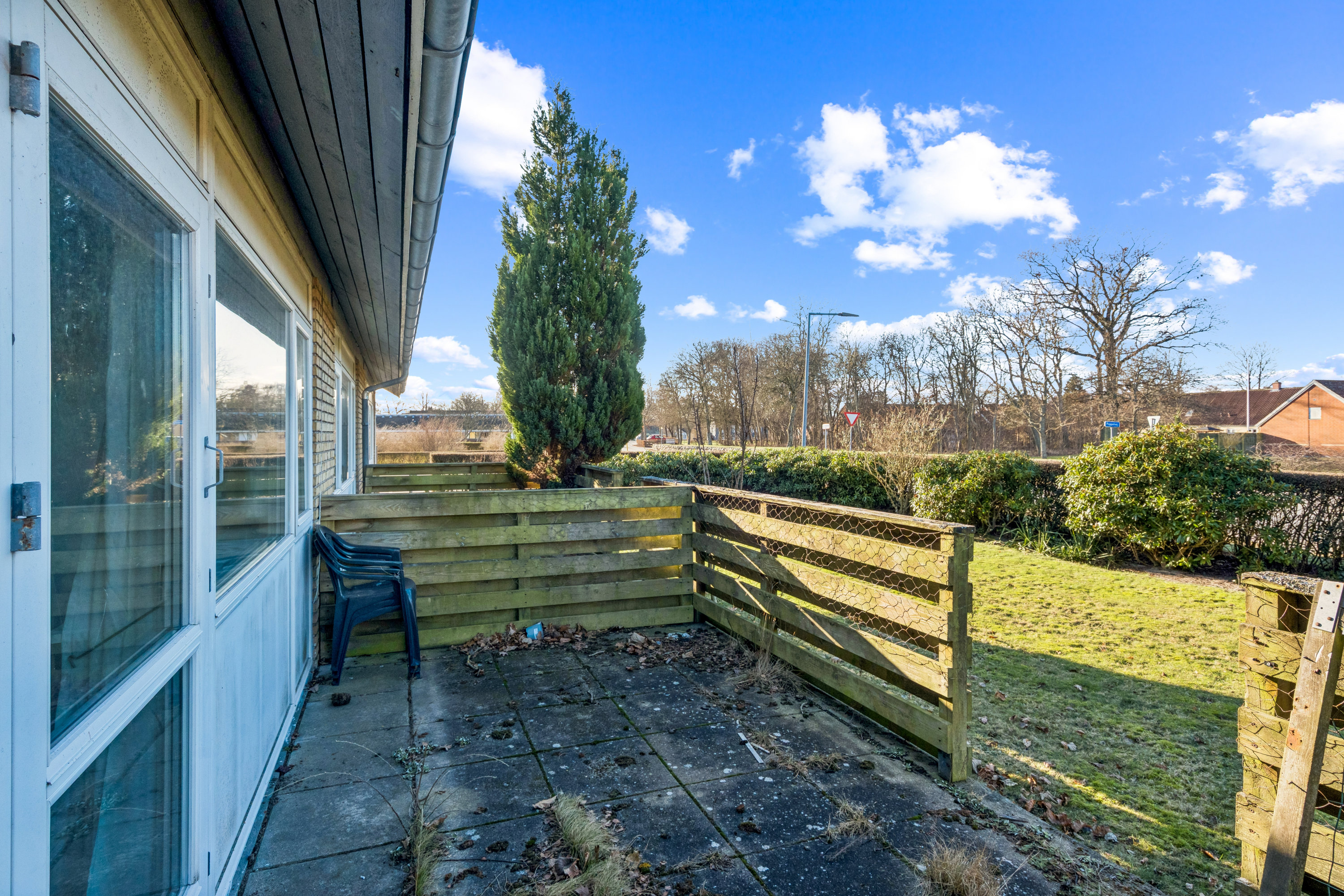 Fremhævet terrasse billede i fuldskærmstilstand. Billede af Doktorvejen 6A, Byrum, 9940 Læsø