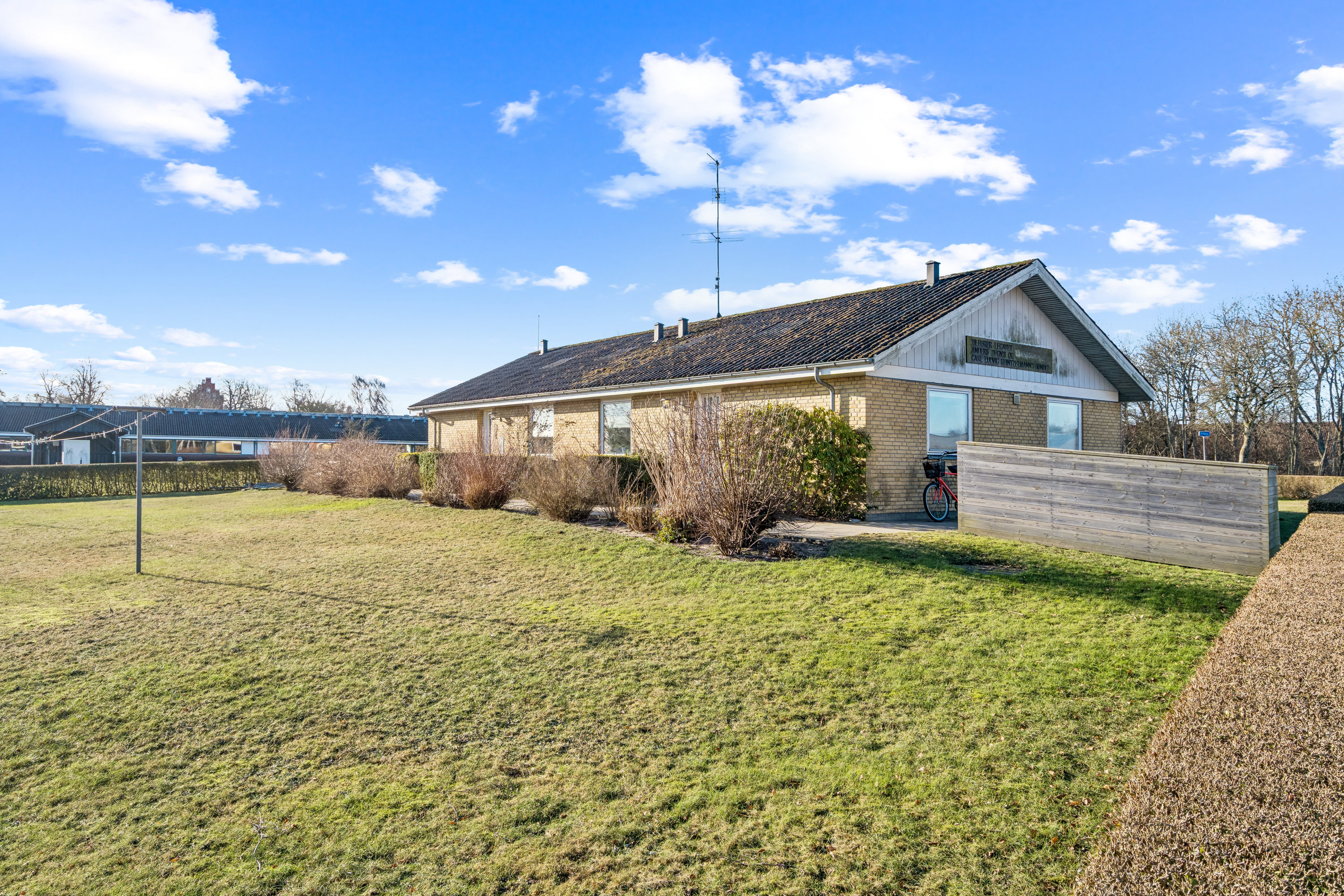 Fremhævet andet billede i fuldskærmstilstand. Billede af Doktorvejen 6A, Byrum, 9940 Læsø