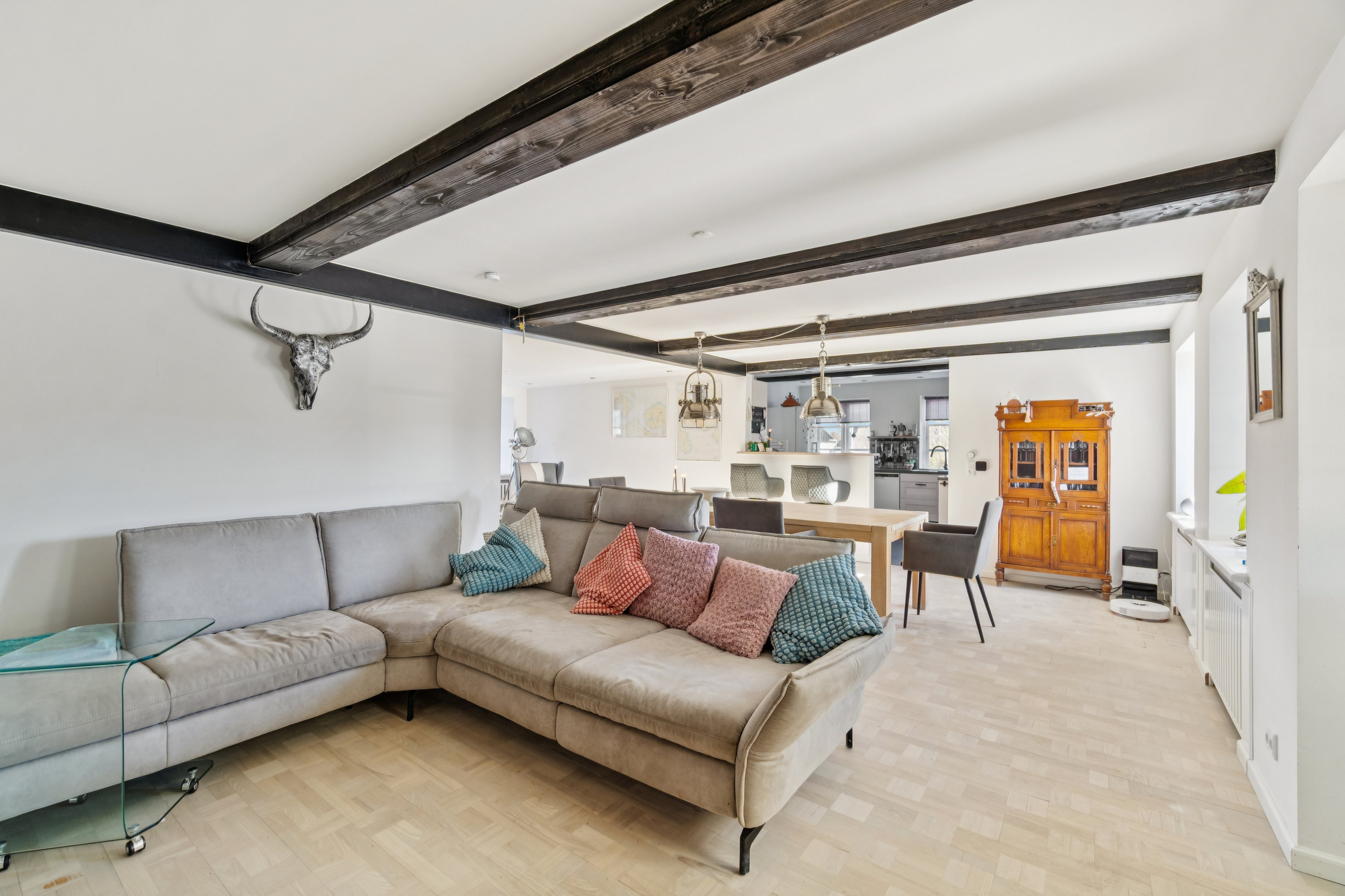 Fremhævet stue billede i fuldskærmstilstand. Billede af Egebjergvej 2, Svenstrup, 6430 Nordborg