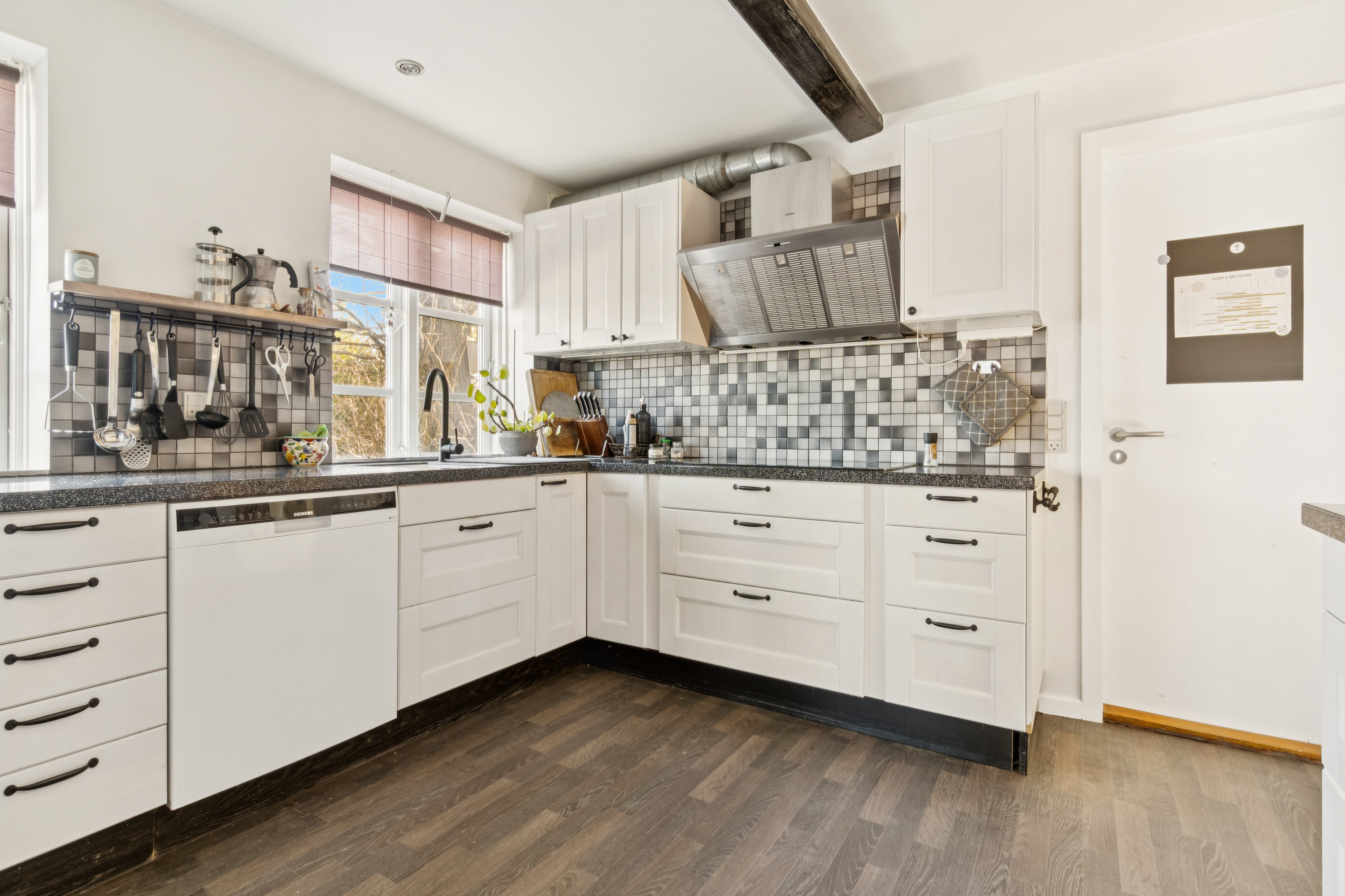 Miniaturebillede 2: køkken. Billede af Egebjergvej 2, Svenstrup, 6430 Nordborg