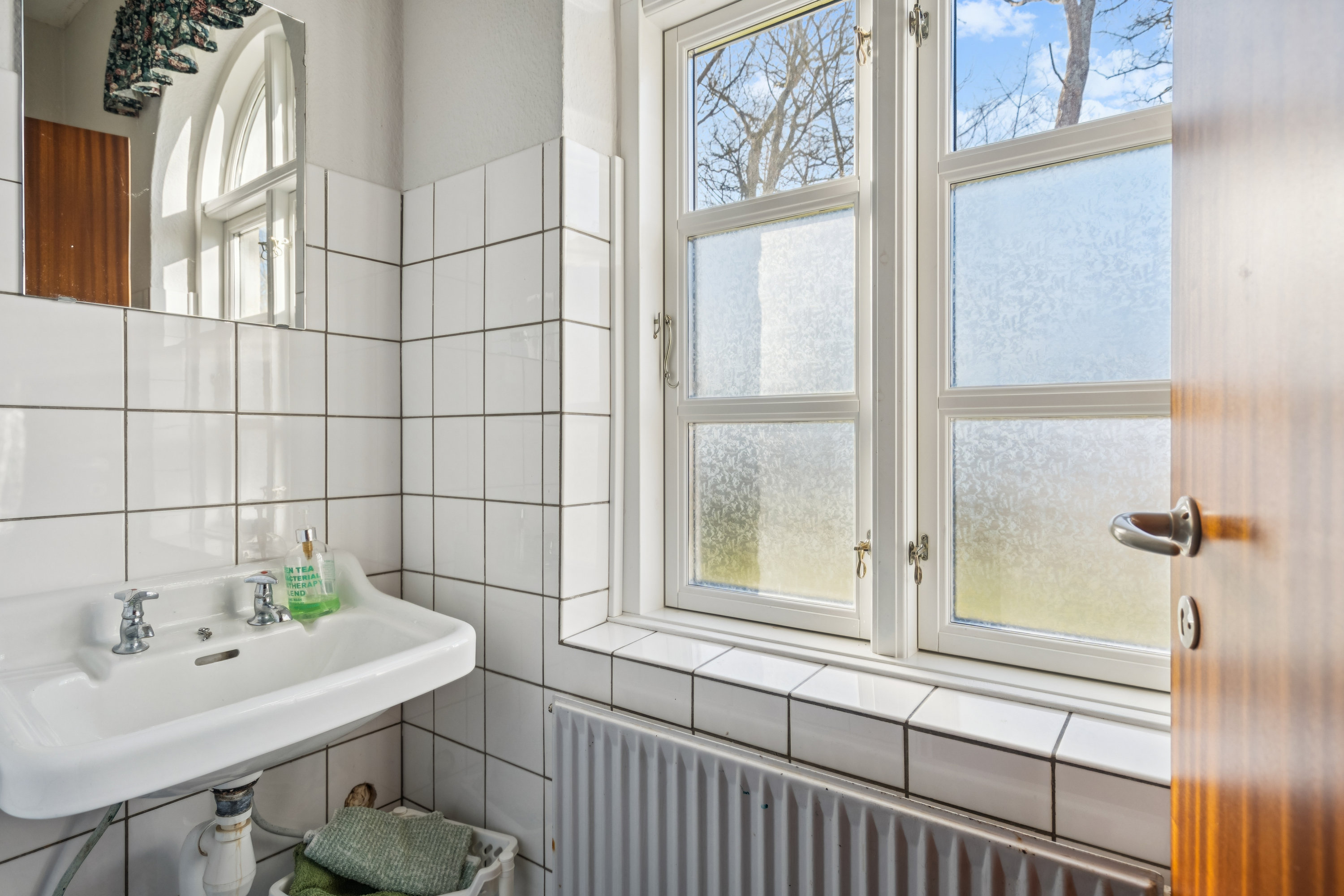 Fremhævet badeværelse billede i fuldskærmstilstand. Billede af Gammel Østerbyvej 22, Østerby, 9940 Læsø