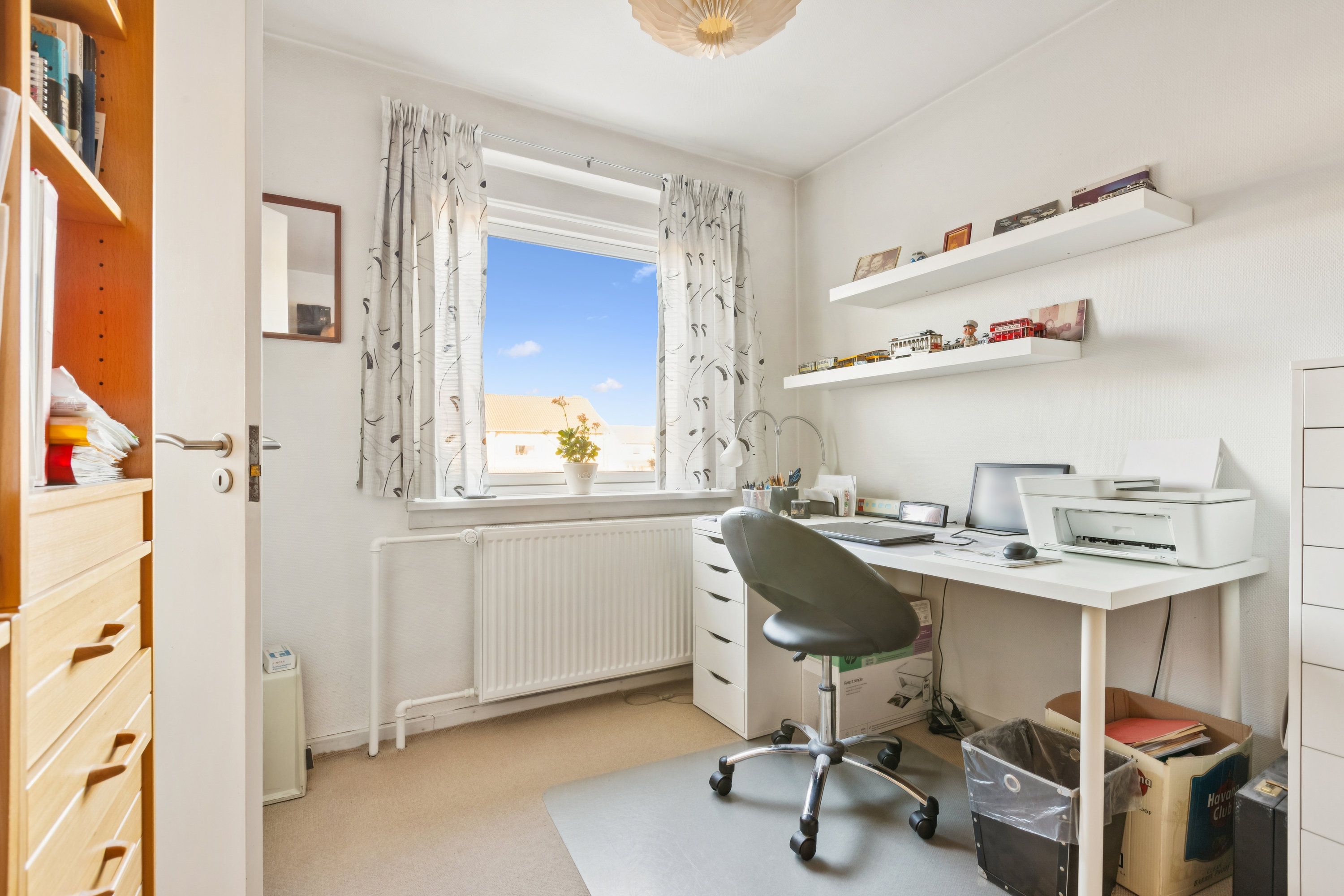 Fremhævet værelse billede i fuldskærmstilstand. Billede af Borrelyngen 20, 2770 Kastrup