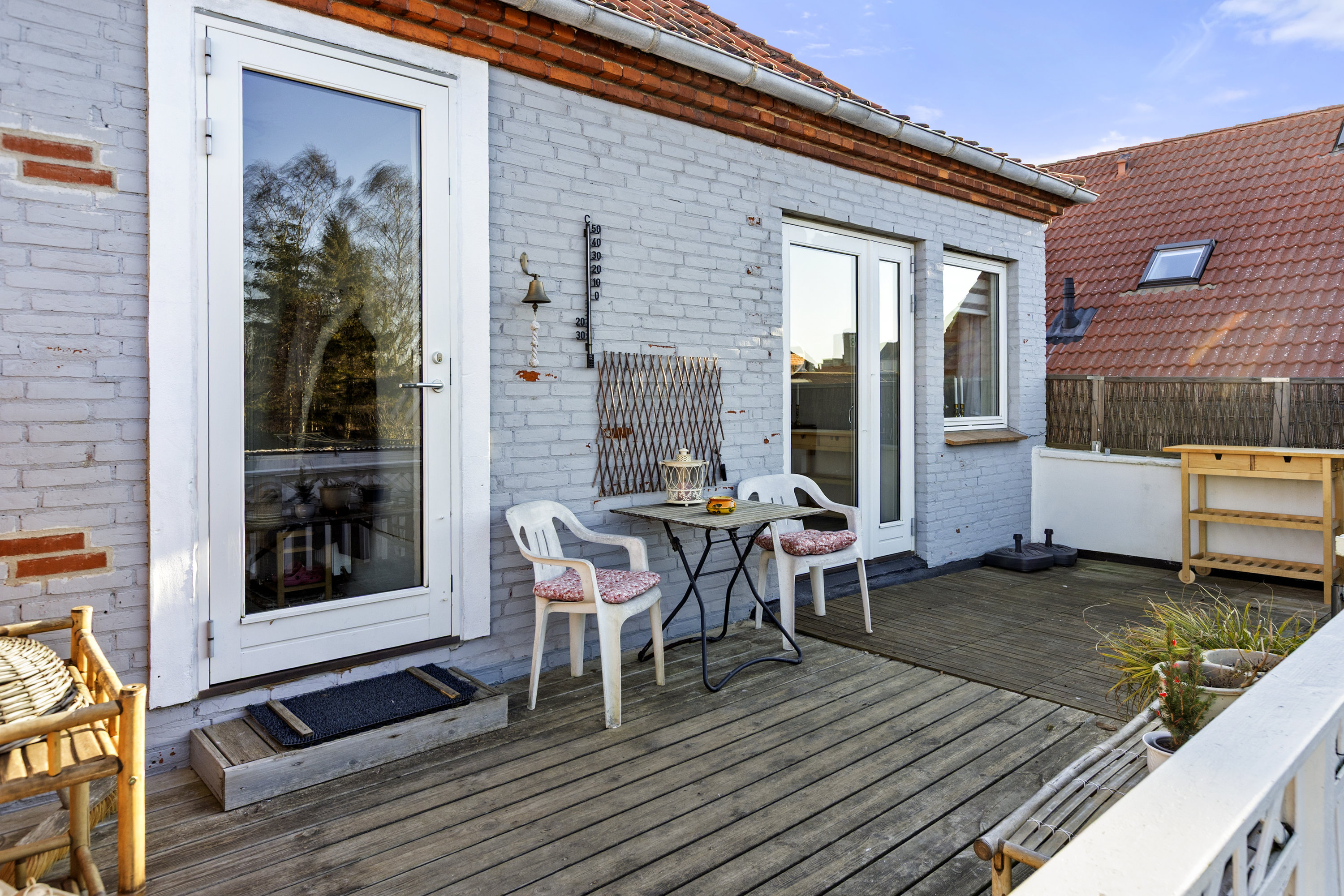 Fremhævet terrasse billede i fuldskærmstilstand. Billede af Dyrehegnet 33, 4220 Korsør