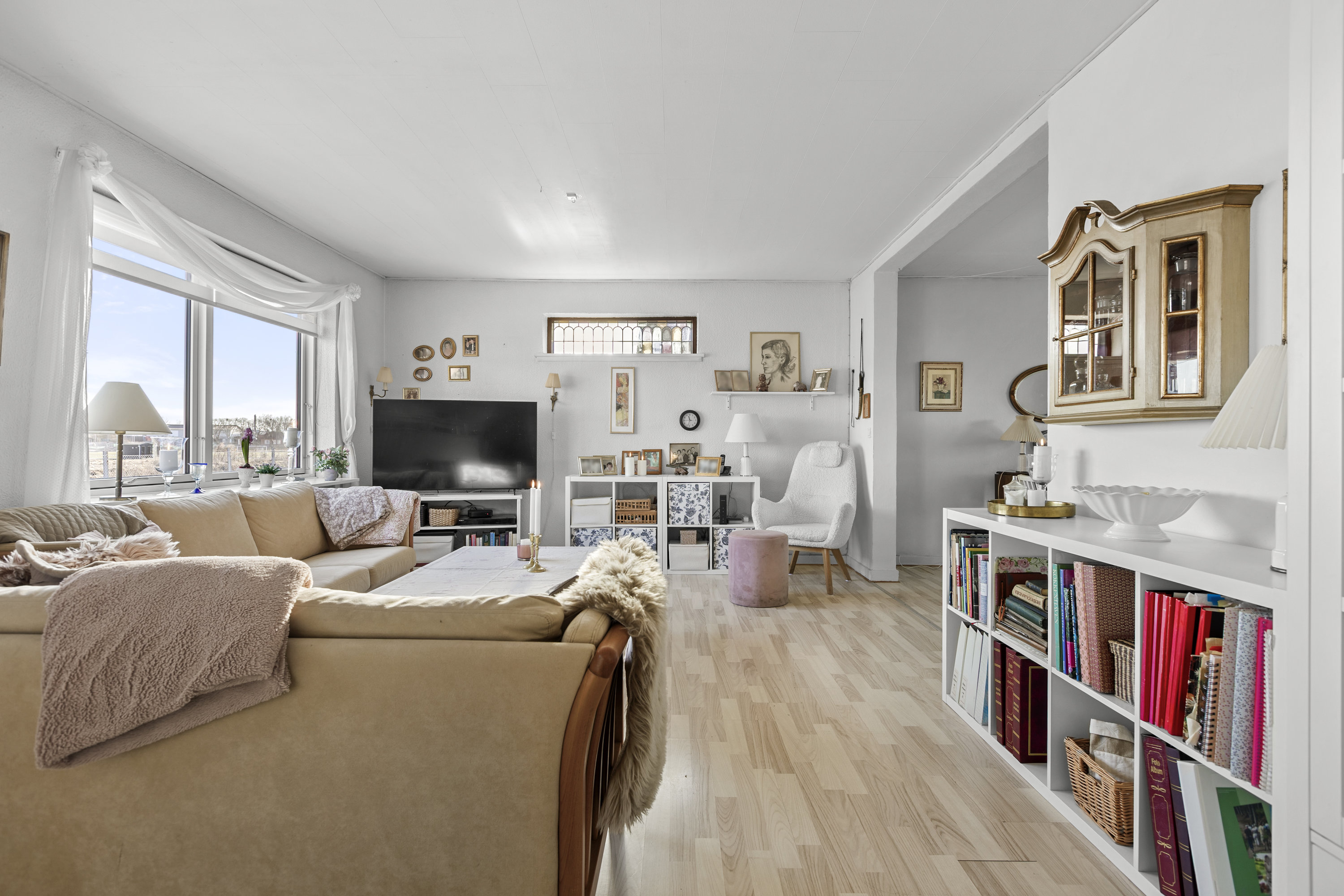 Fremhævet stue billede i fuldskærmstilstand. Billede af Dyrehegnet 33, 4220 Korsør