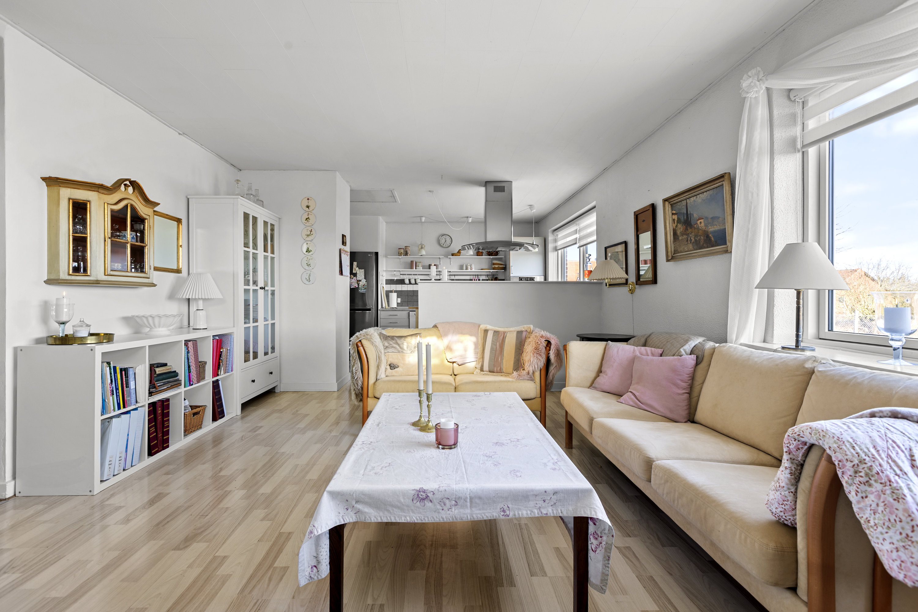 Fremhævet stue billede i fuldskærmstilstand. Billede af Dyrehegnet 33, 4220 Korsør