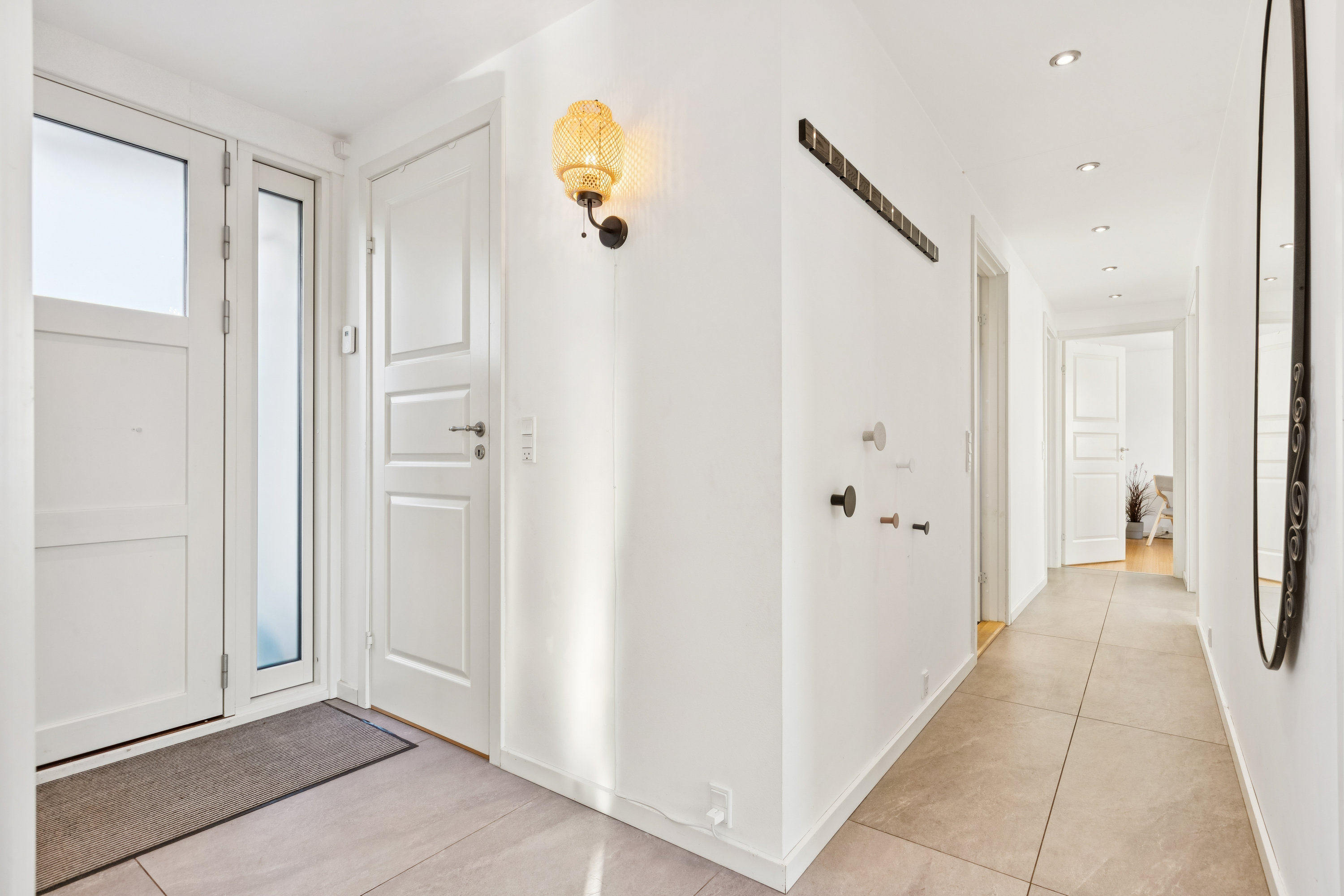 Fremhævet entré billede i fuldskærmstilstand. Billede af Barritvej 32, 2770 Kastrup