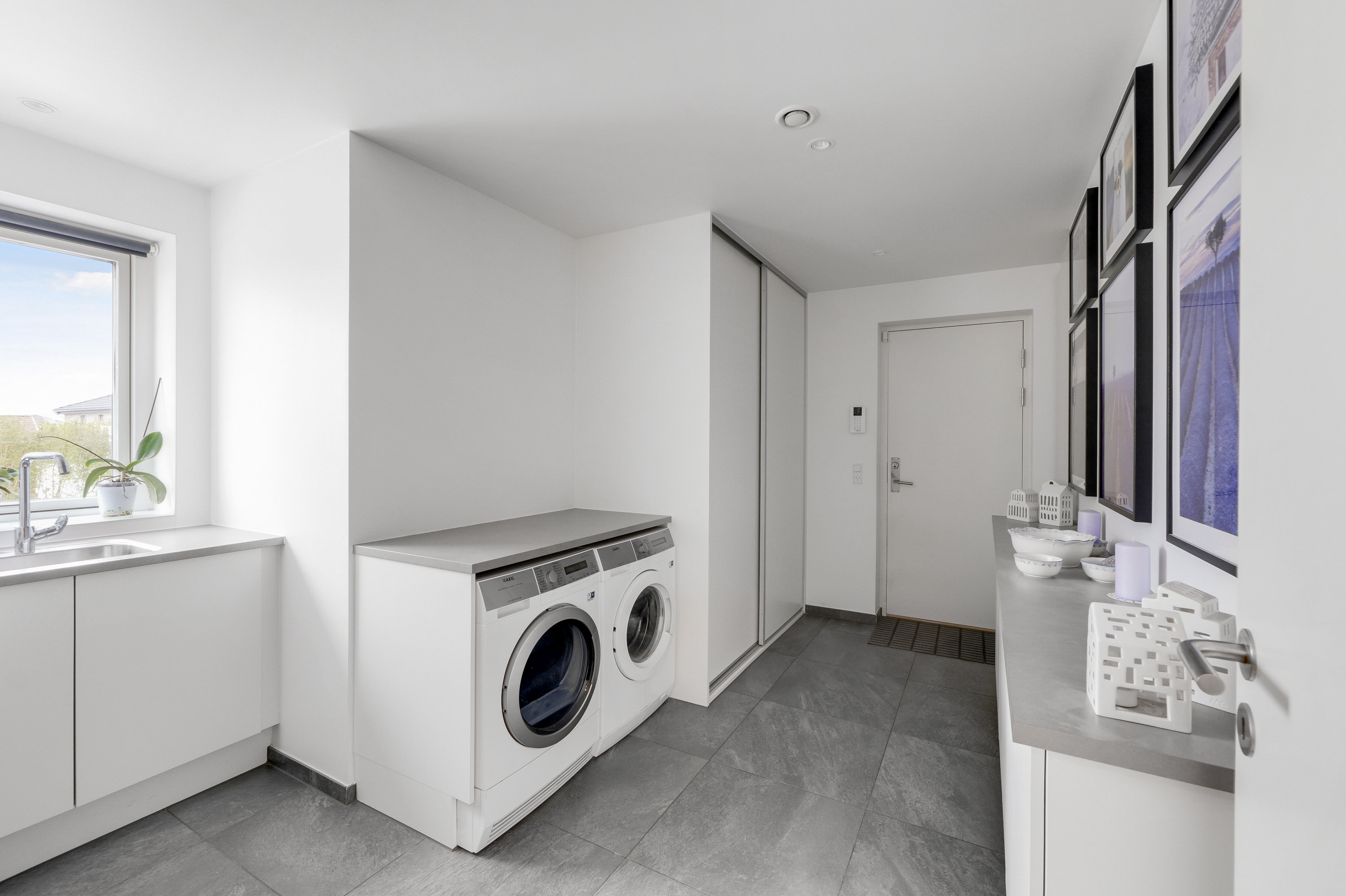 Fremhævet andet billede i fuldskærmstilstand. Billede af Atlasvænge 21, 2750 Ballerup