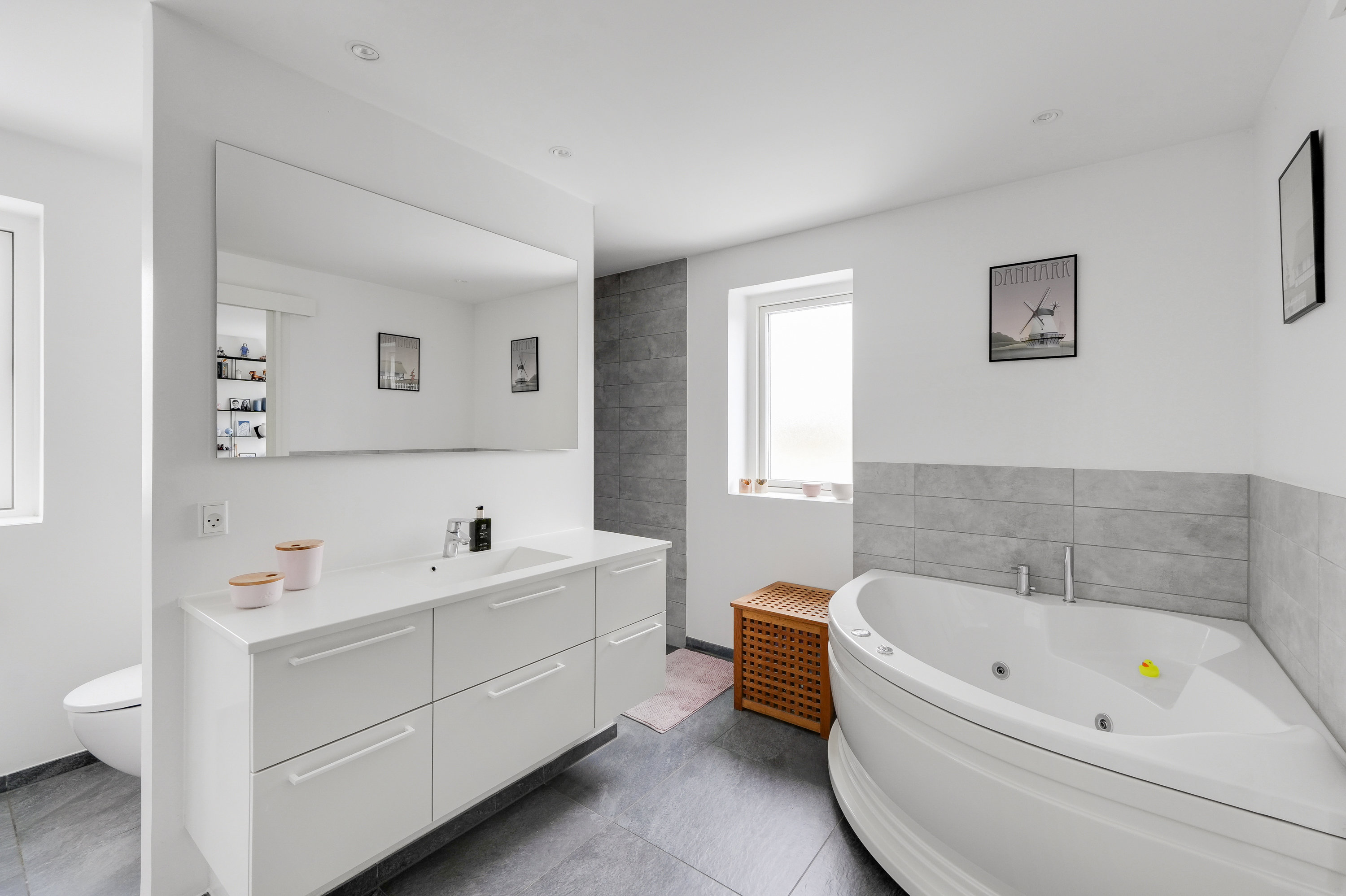 Fremhævet andet billede i fuldskærmstilstand. Billede af Atlasvænge 21, 2750 Ballerup