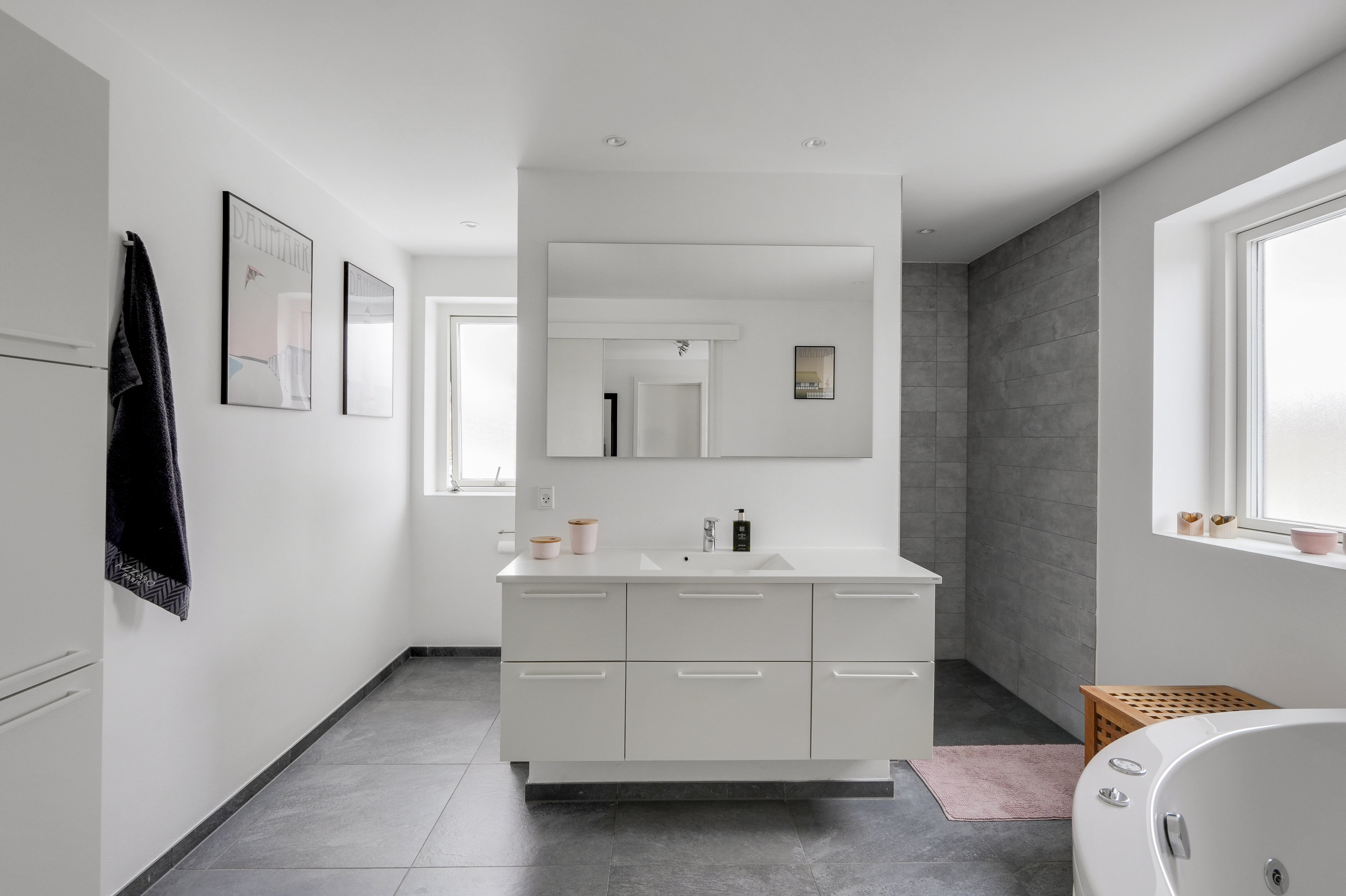 Fremhævet andet billede i fuldskærmstilstand. Billede af Atlasvænge 21, 2750 Ballerup