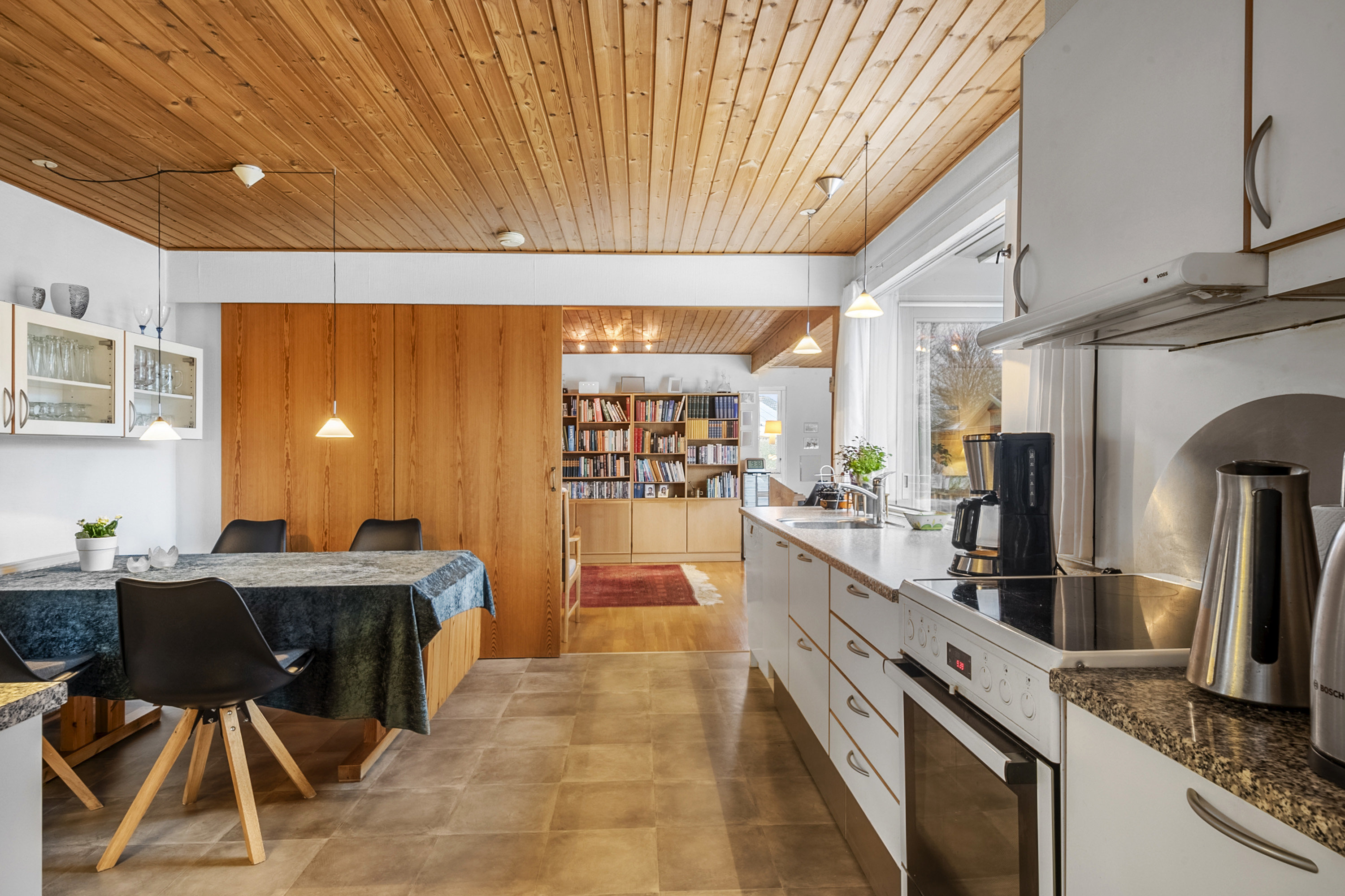 Fremhævet køkken billede i fuldskærmstilstand. Billede af Antilopevej 31, Ejby, 4623 Lille Skensved