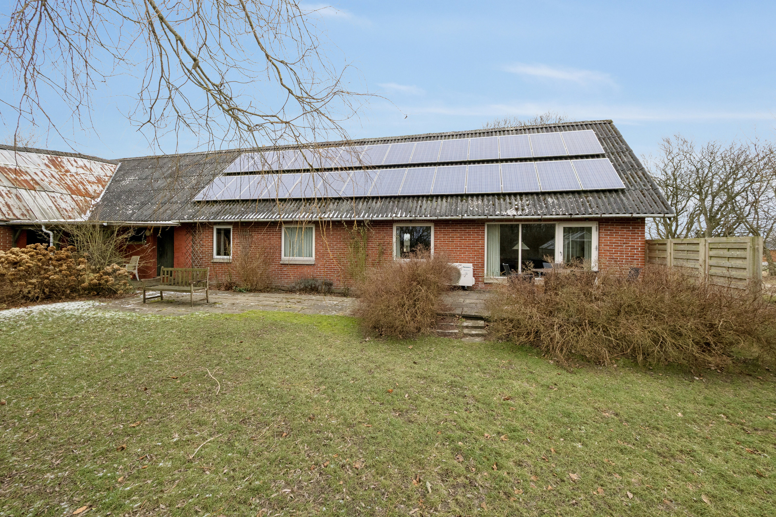 Fremhævet set fra haven billede i fuldskærmstilstand. Billede af Hjertegræsvej 3, Sperring, 7700 Thisted