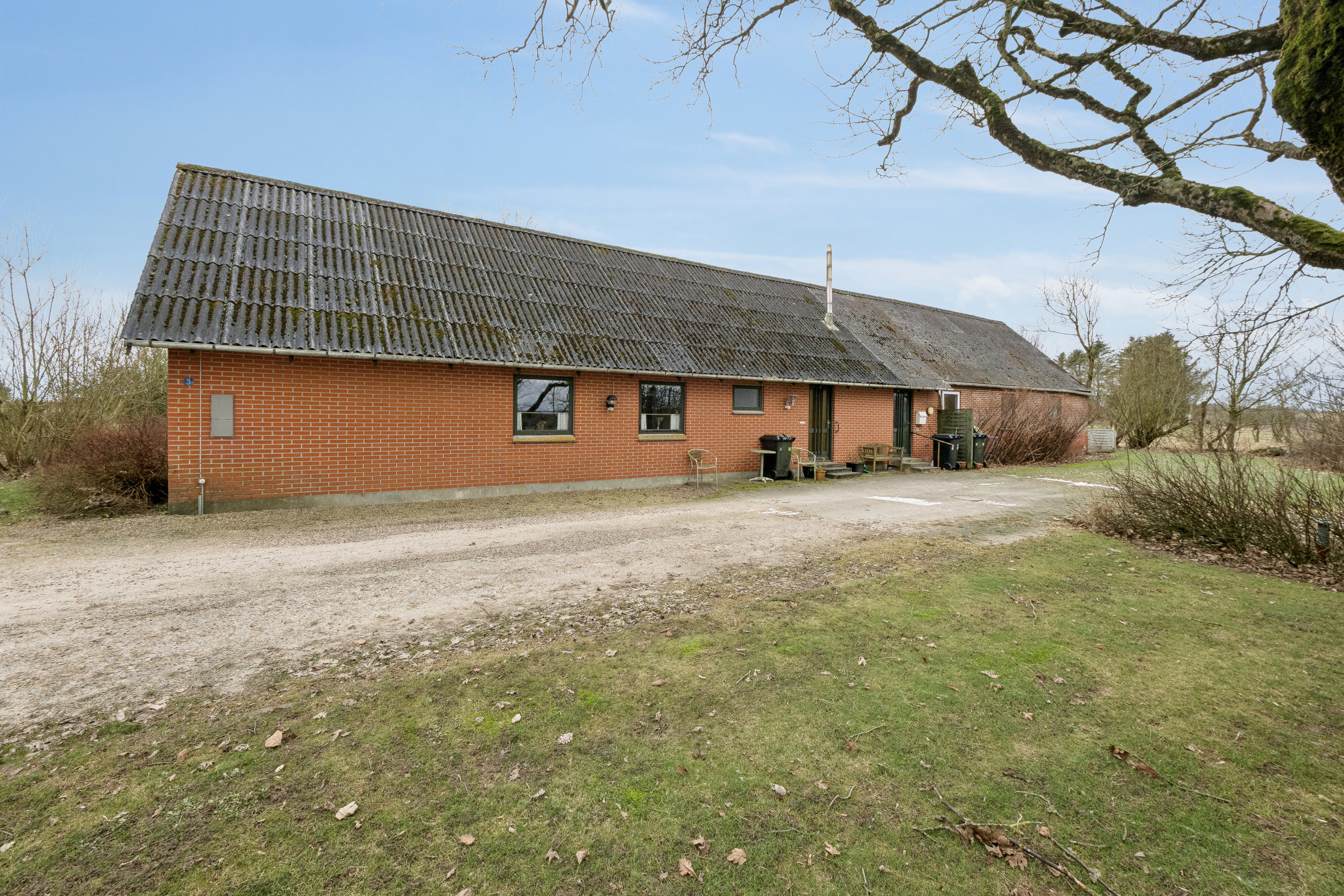 Fremhævet set fra haven billede i fuldskærmstilstand. Billede af Hjertegræsvej 3, Sperring, 7700 Thisted