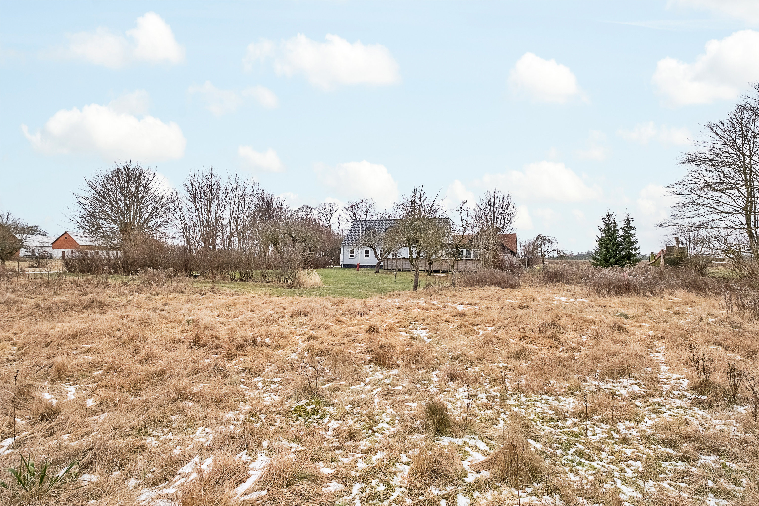 Fremhævet set fra haven billede i fuldskærmstilstand. Billede af Clemensvej 5, Bendstrup, 8530 Hjortshøj