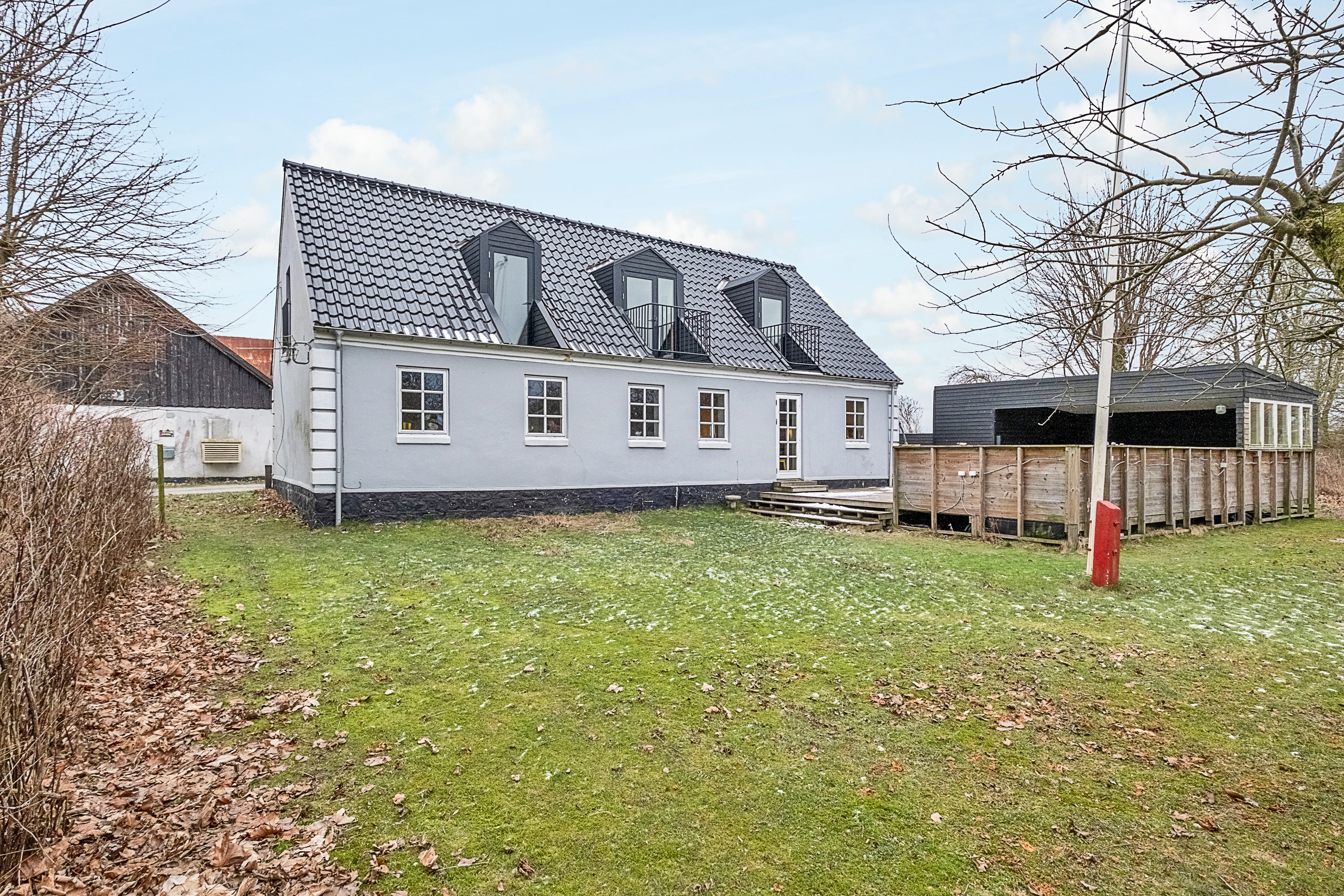 Fremhævet set fra haven billede i fuldskærmstilstand. Billede af Clemensvej 5, Bendstrup, 8530 Hjortshøj