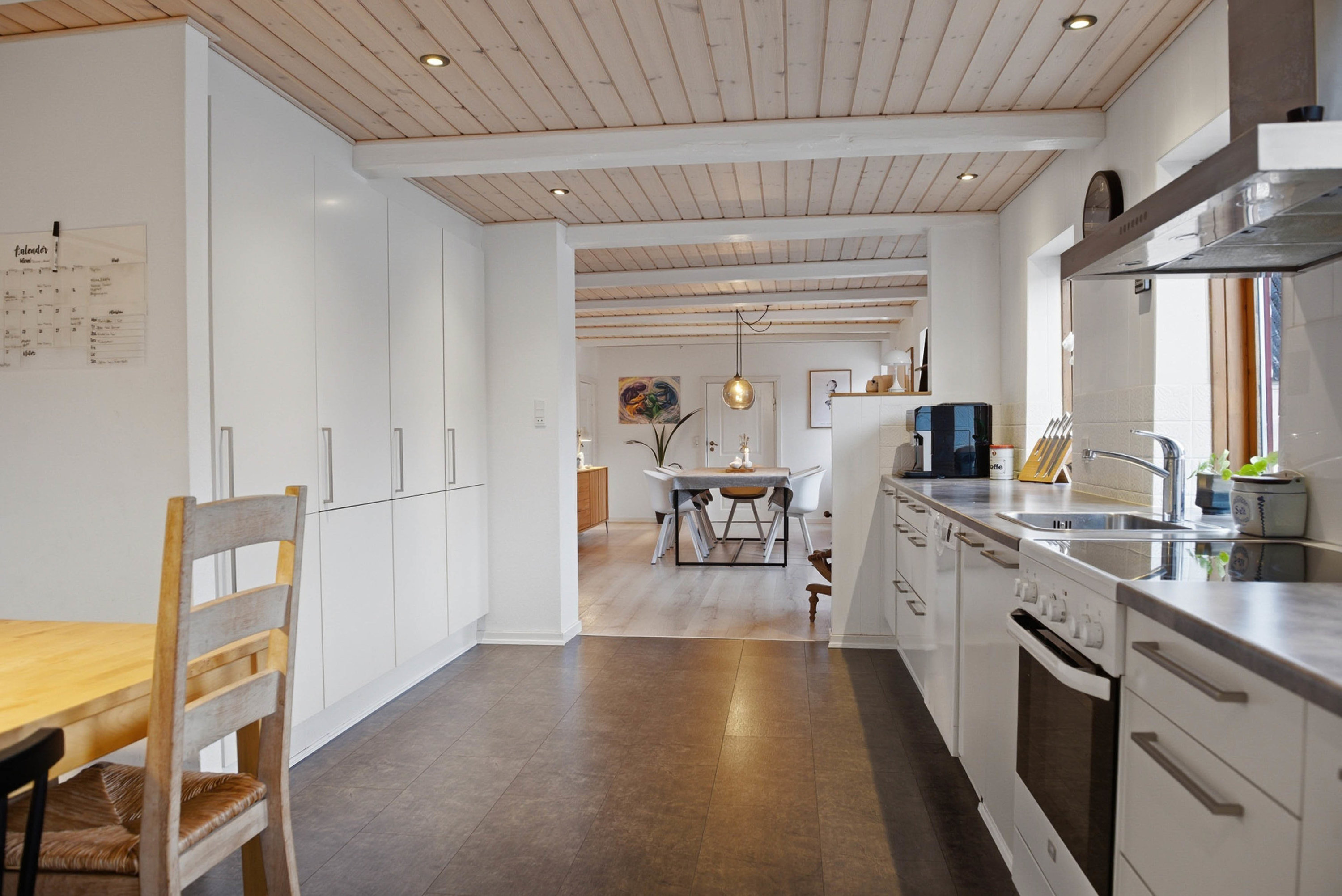 Fremhævet køkken alrum billede i fuldskærmstilstand. Billede af Skalstrupvej 57, Skalstrup, 7570 Vemb