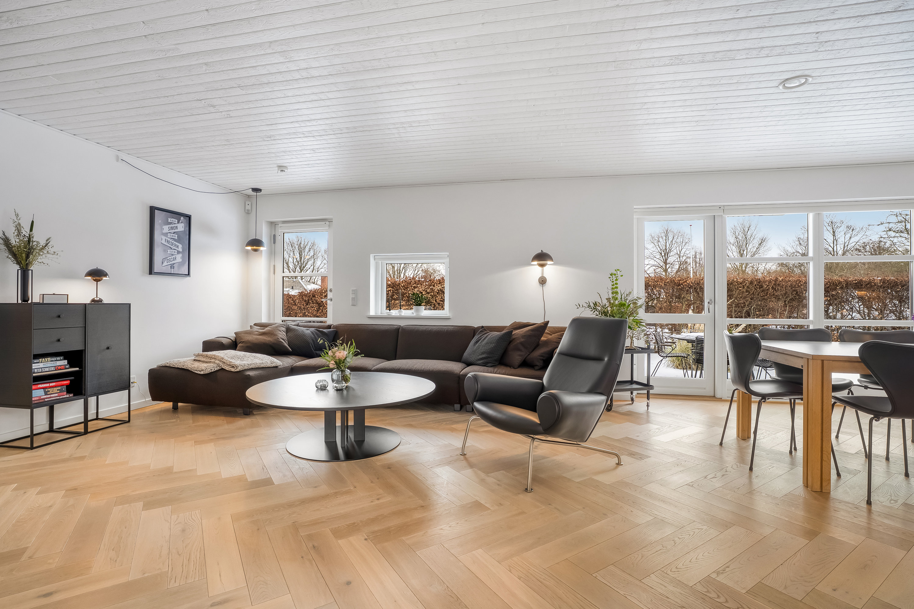 Fremhævet stue billede i fuldskærmstilstand. Billede af Rosnæsvej 97, 4900 Nakskov