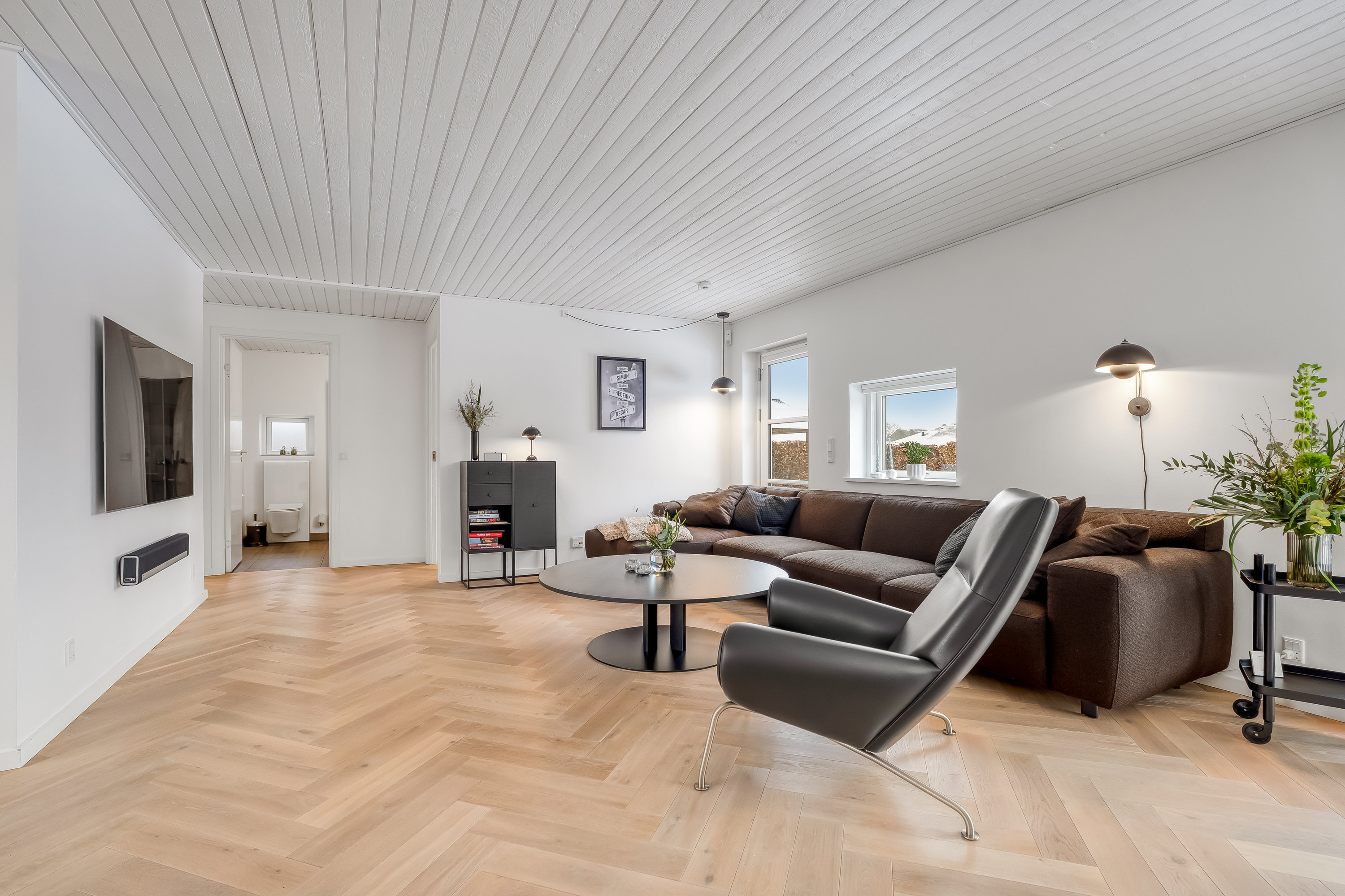 Fremhævet stue billede i fuldskærmstilstand. Billede af Rosnæsvej 97, 4900 Nakskov