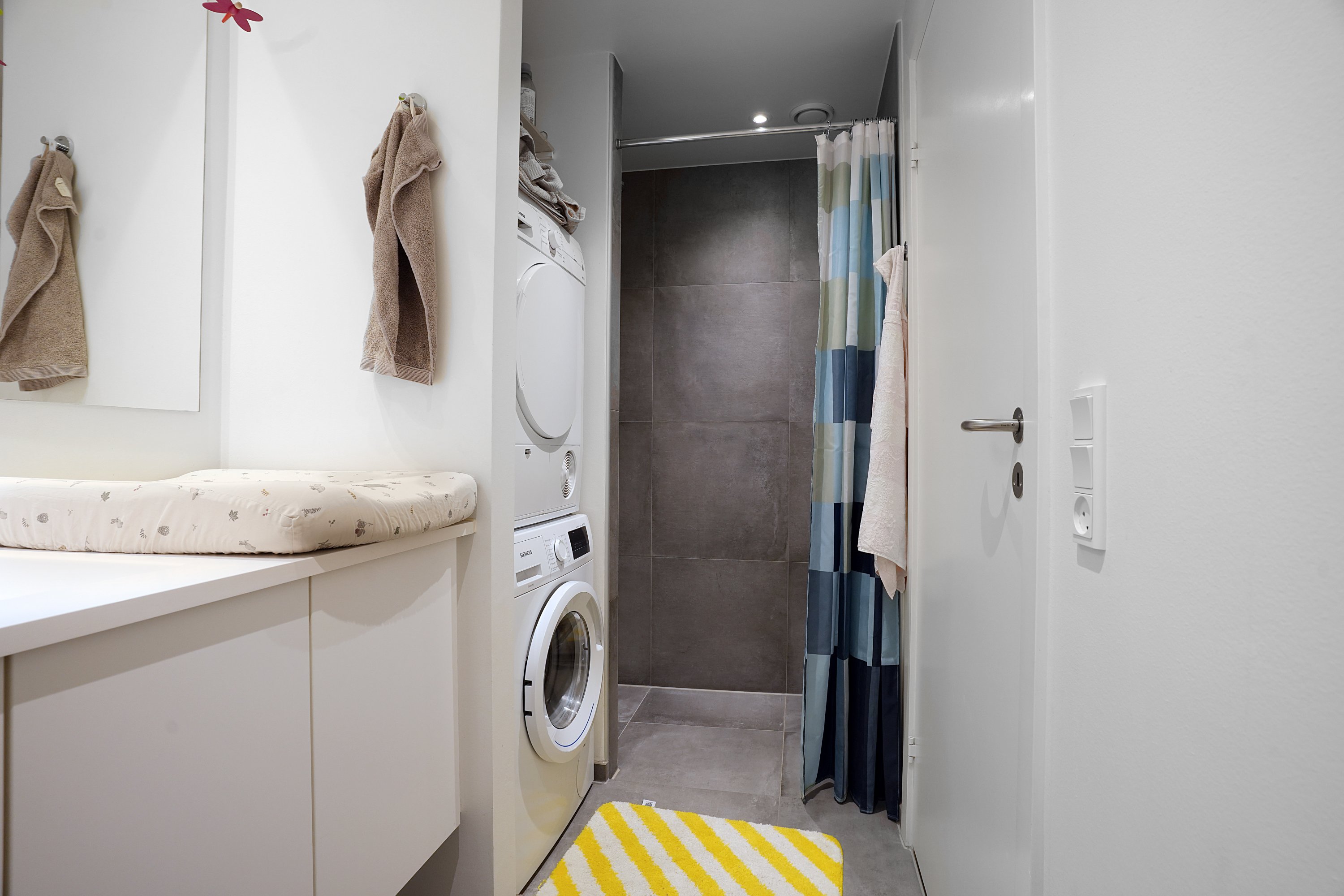 Fremhævet badeværelse billede i fuldskærmstilstand. Billede af Rubinolavej 43, 2500 Valby