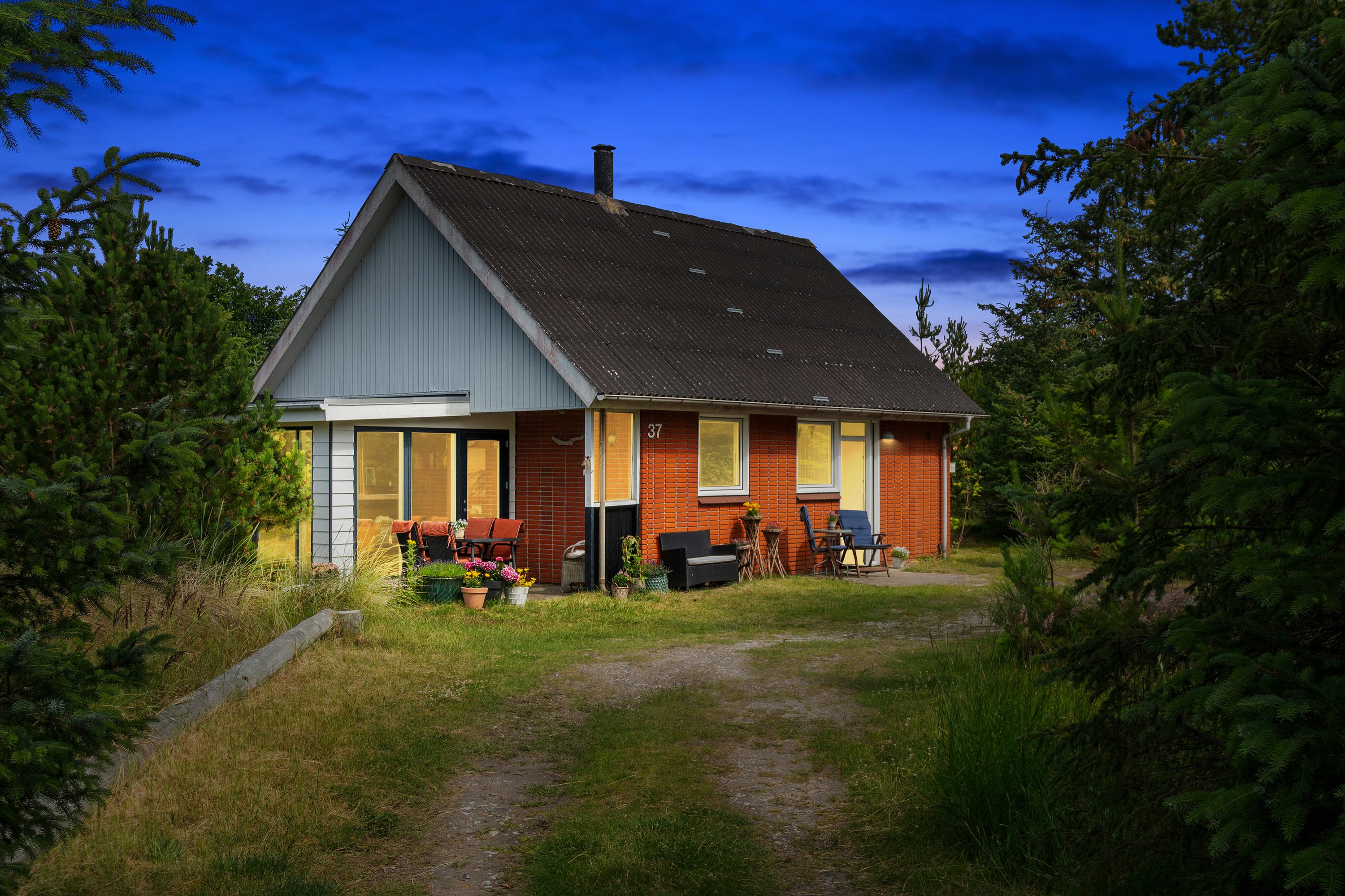 Fremhævet set fra haven billede i fuldskærmstilstand. Billede af Mølgaardsvej 37, Vorupør, 7700 Thisted