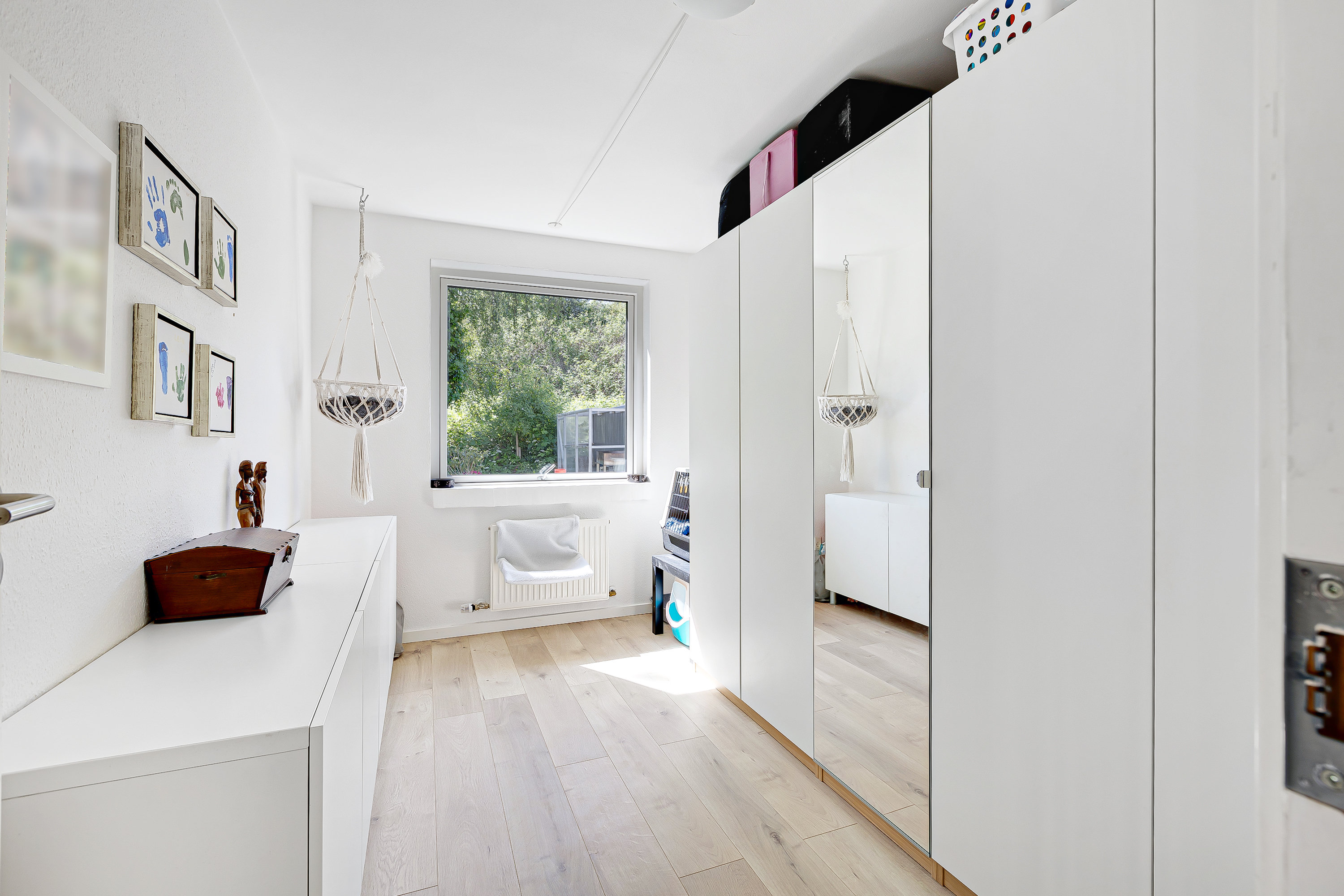 Fremhævet  billede i fuldskærmstilstand. Billede af Kirstinebjergvej 19, Årslev, 5792 Årslev