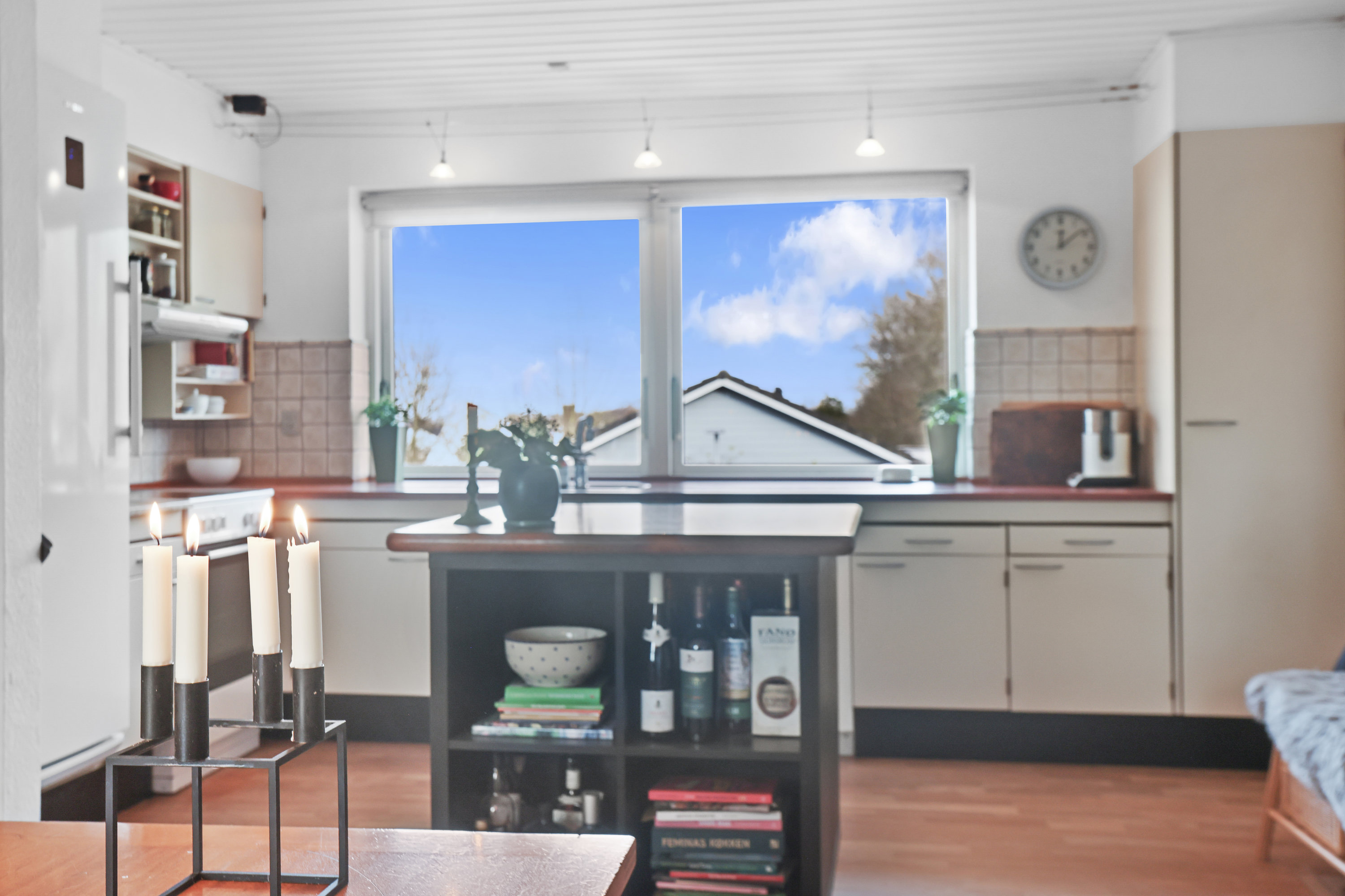 Fremhævet køkken alrum billede i fuldskærmstilstand. Billede af Ekkodalen 6, 8831 Løgstrup