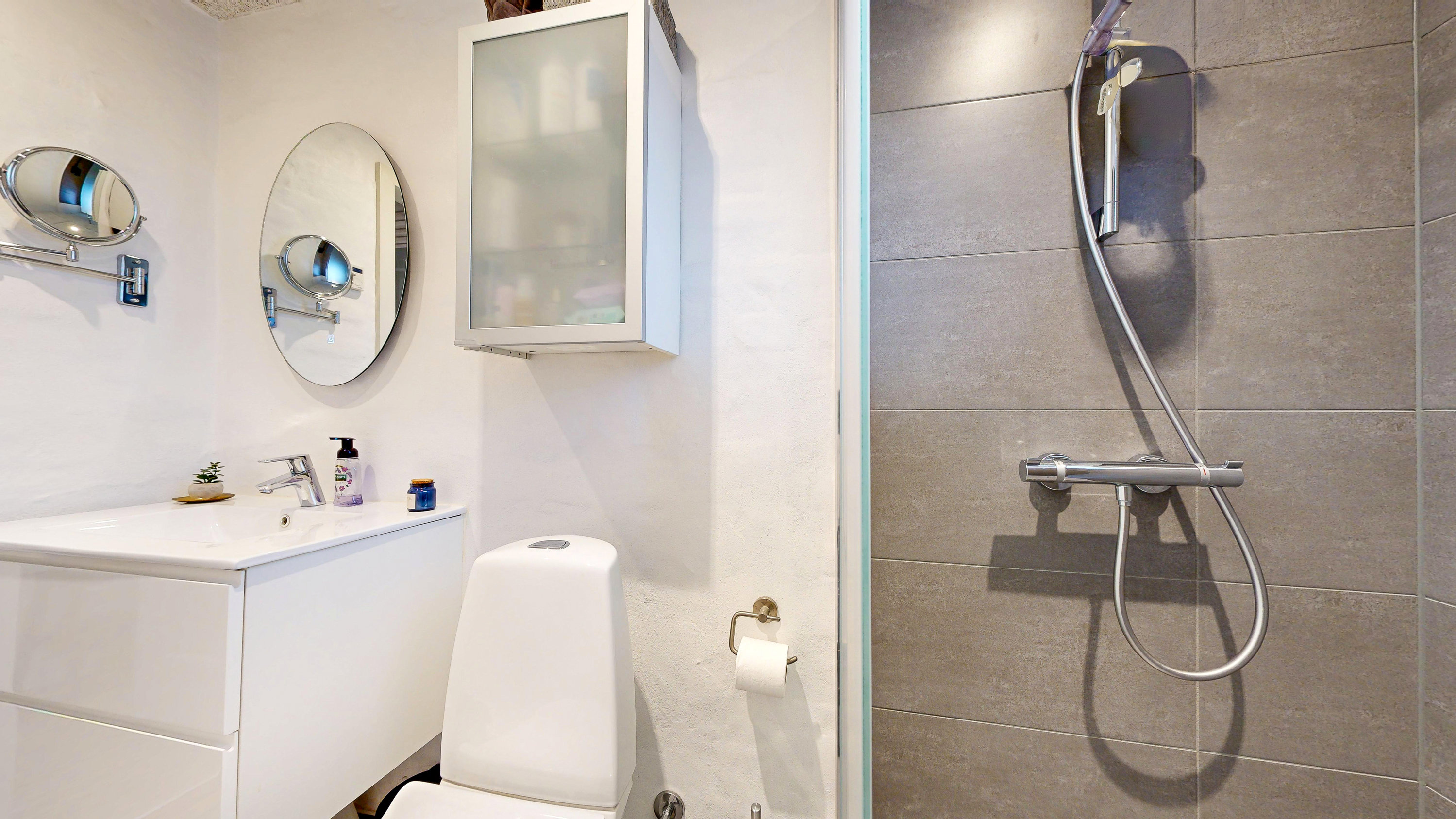 Fremhævet badeværelse billede i fuldskærmstilstand. Billede af Gl. Aalborgvej 5, 8800 Viborg