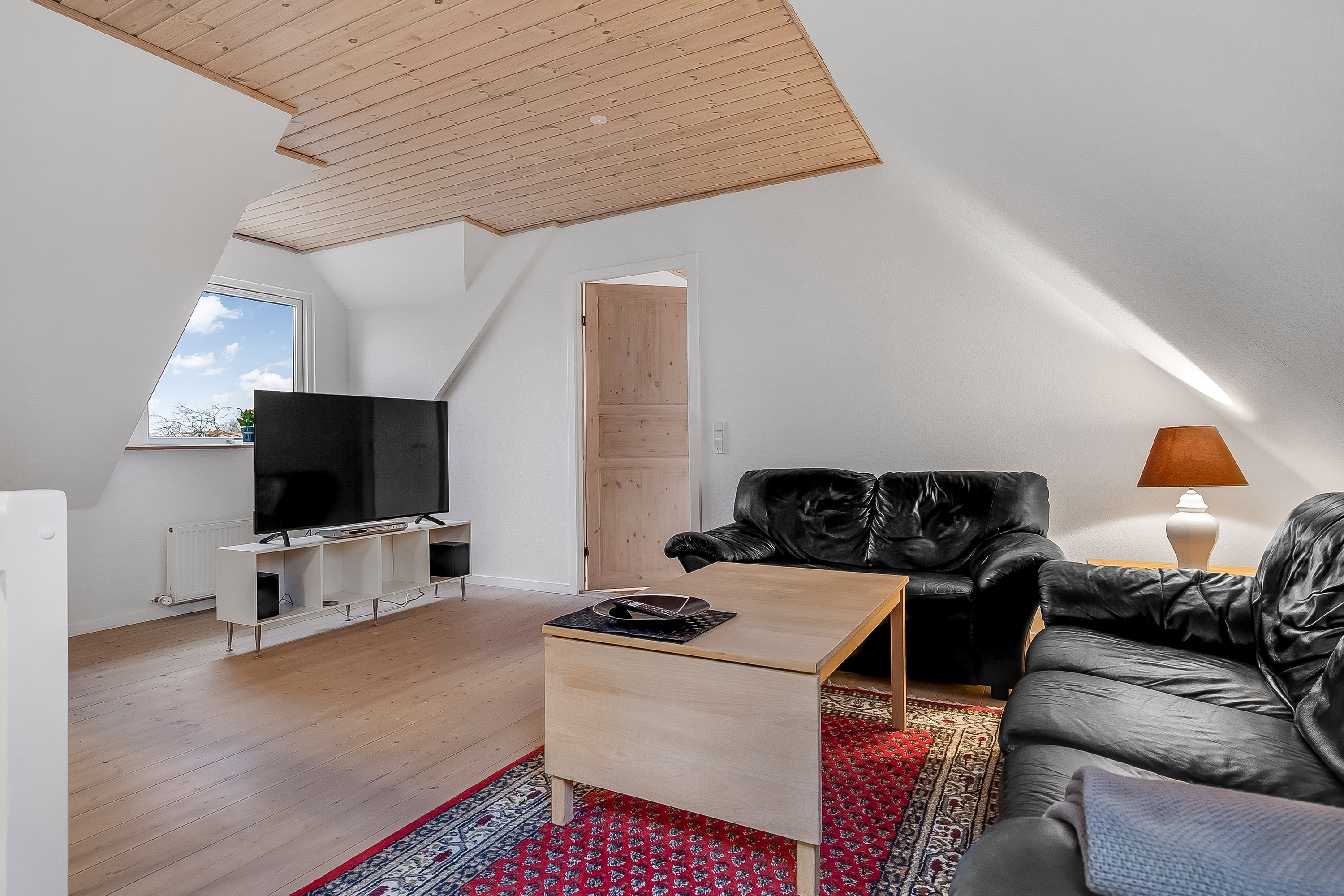 Fremhævet stue billede i fuldskærmstilstand. Billede af Tingsted Have 16, 6000 Kolding