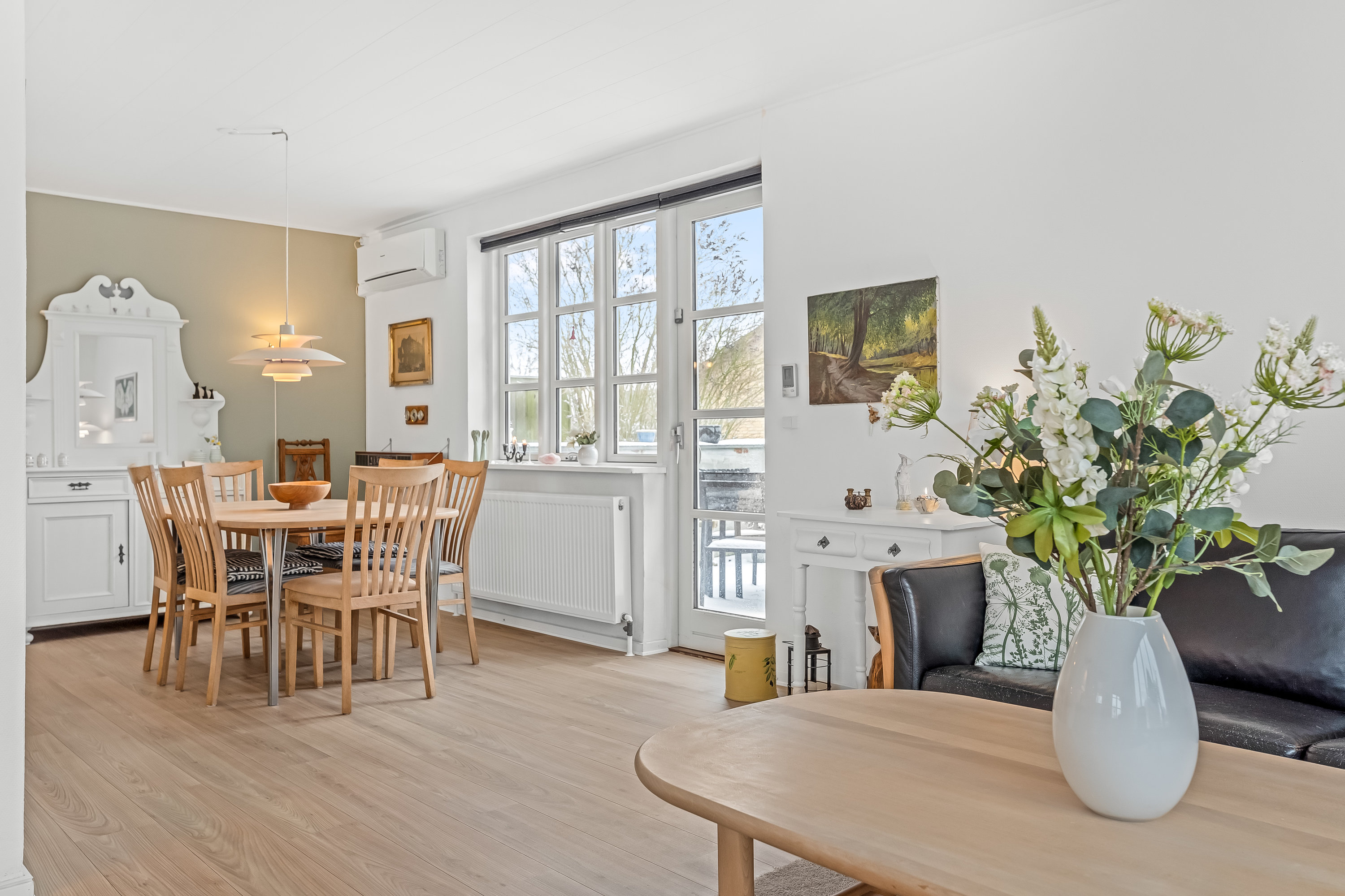 Fremhævet stue billede i fuldskærmstilstand. Billede af Stoffervej 1, 4892 Kettinge