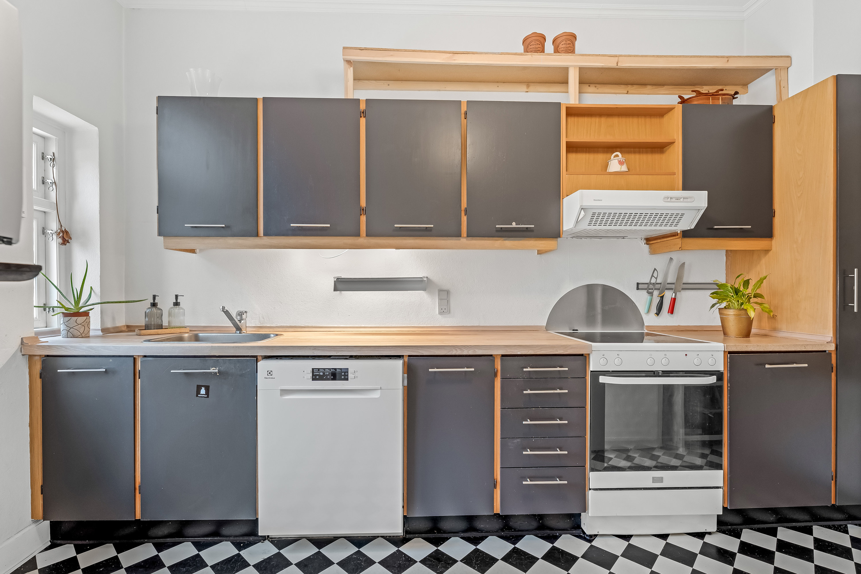 Fremhævet køkken billede i fuldskærmstilstand. Billede af Ryesgade 39, 4800 Nykøbing F