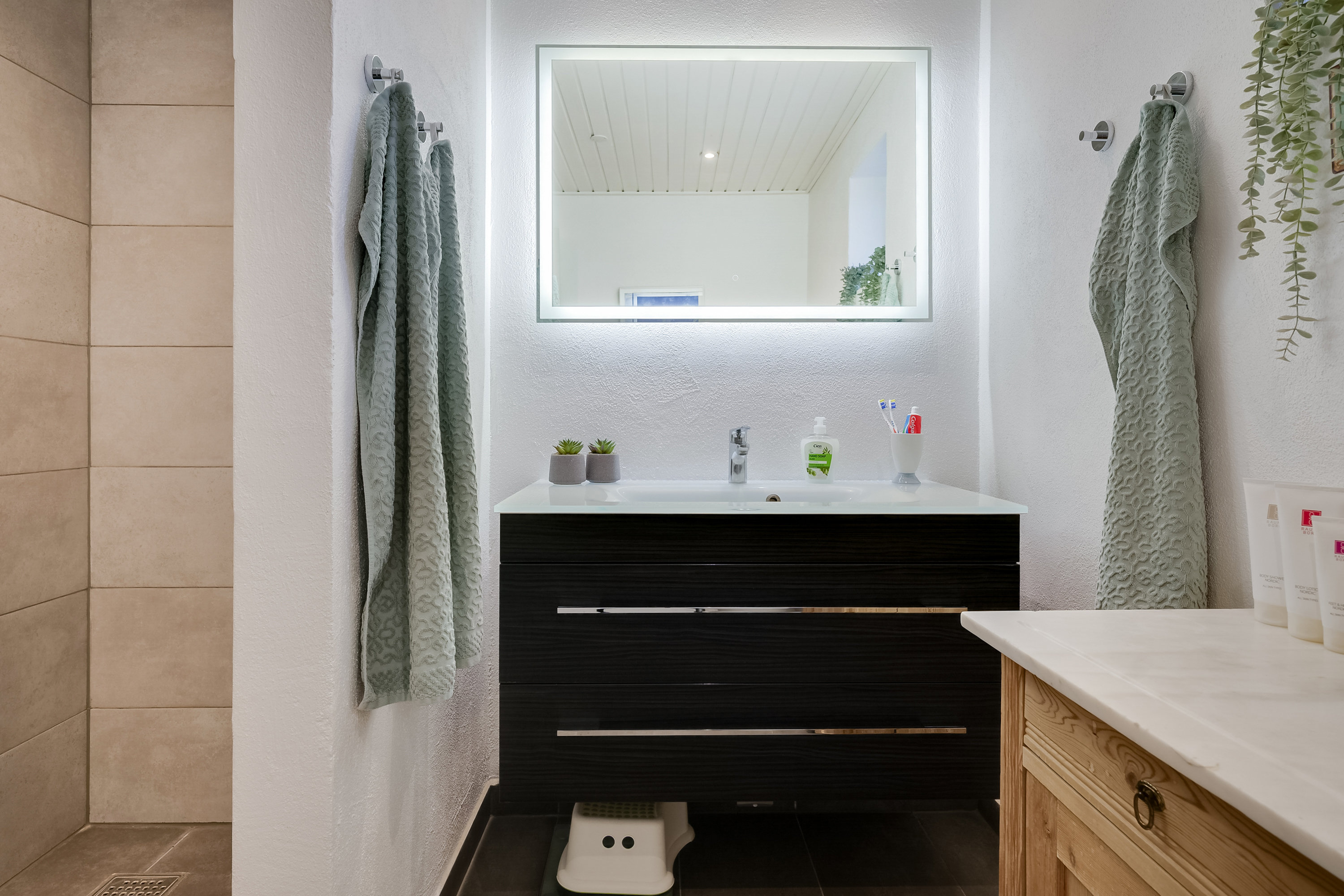 Fremhævet badeværelse billede i fuldskærmstilstand. Billede af Spurvelunden 10, Vejle, 5672 Broby