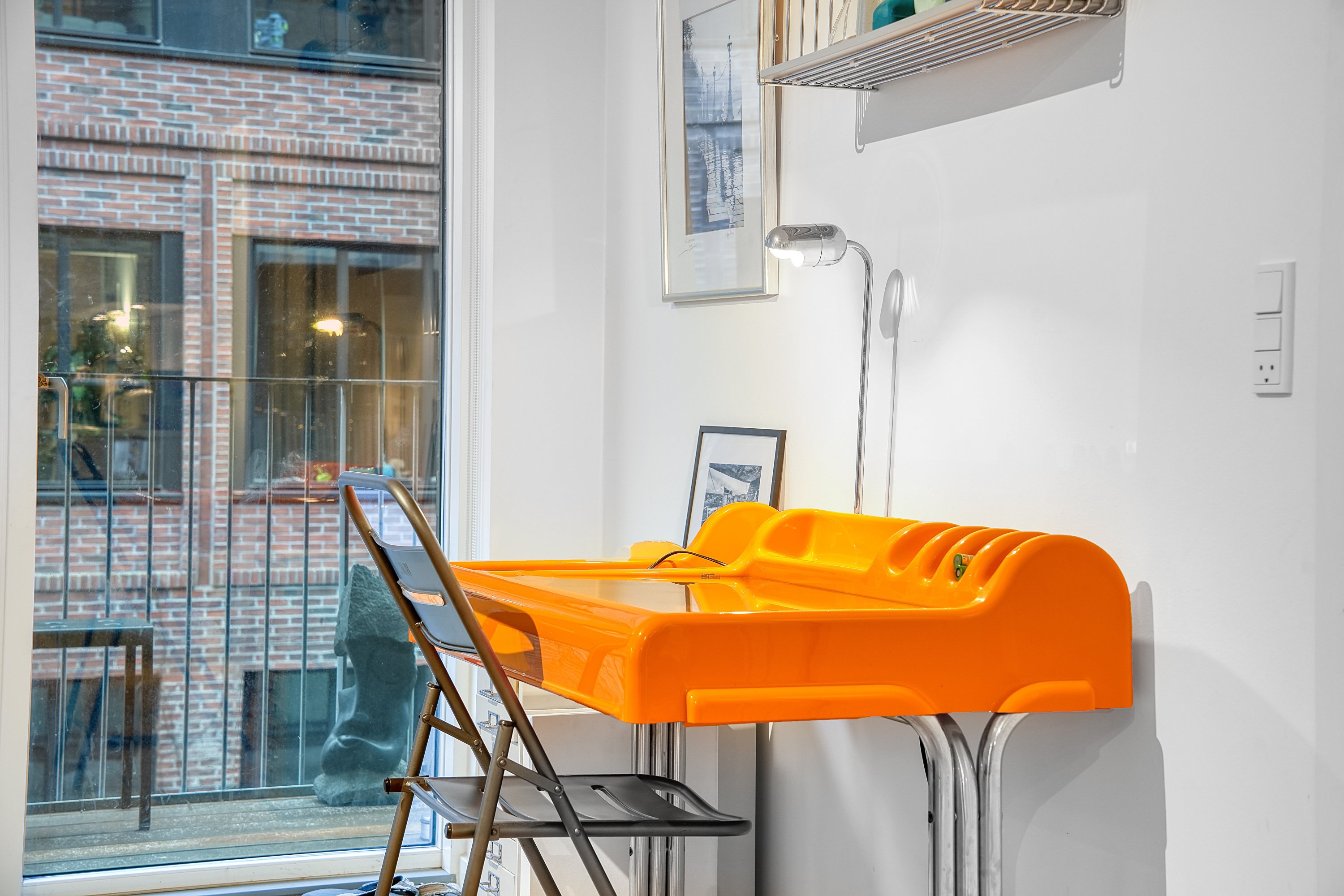 Fremhævet stue billede i fuldskærmstilstand. Billede af Constantin Hansens Gade 21, 1. 4., 1799 København V