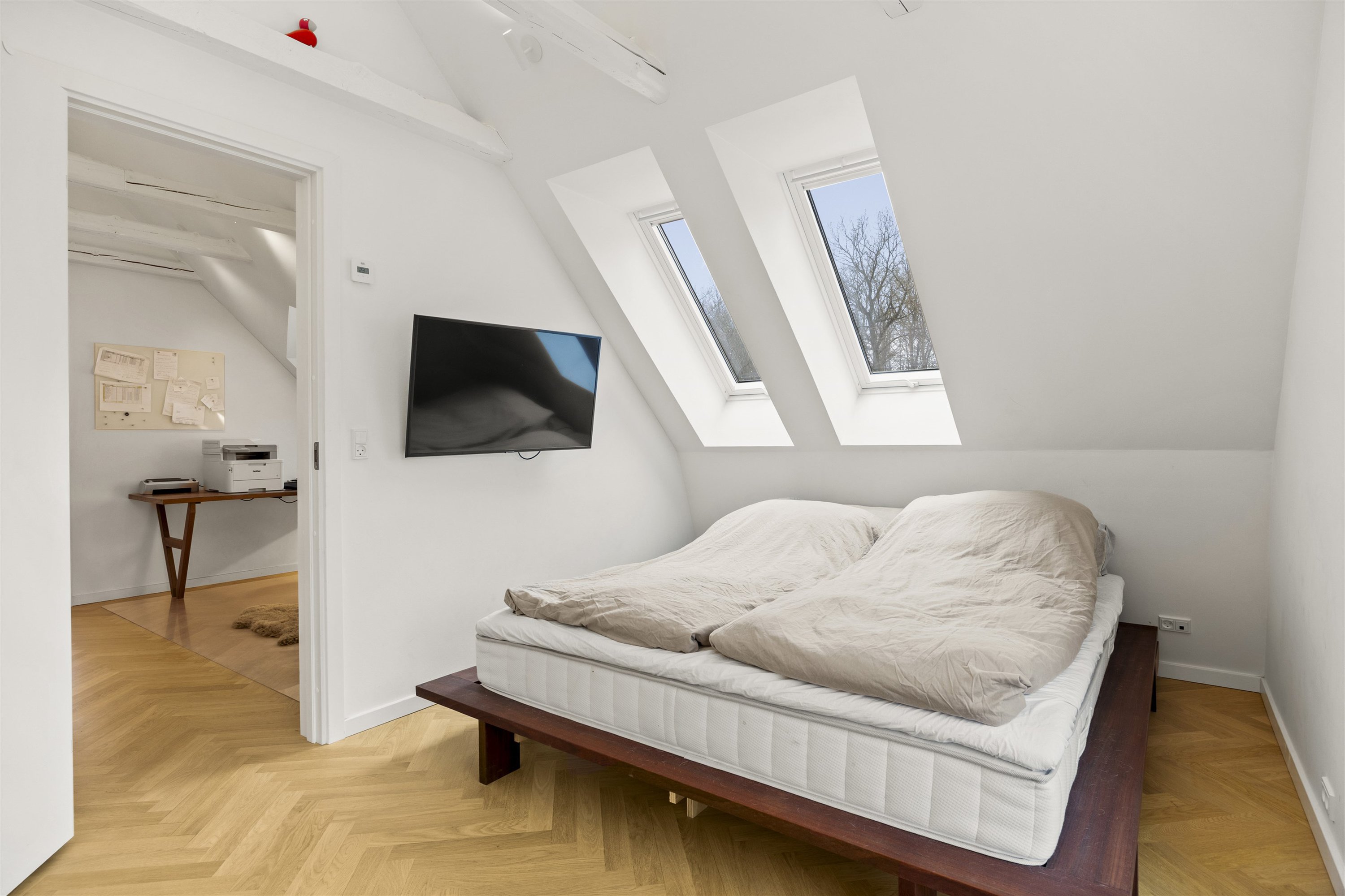 Fremhævet værelse billede i fuldskærmstilstand. Billede af Ellesøpark 53, 2950 Vedbæk