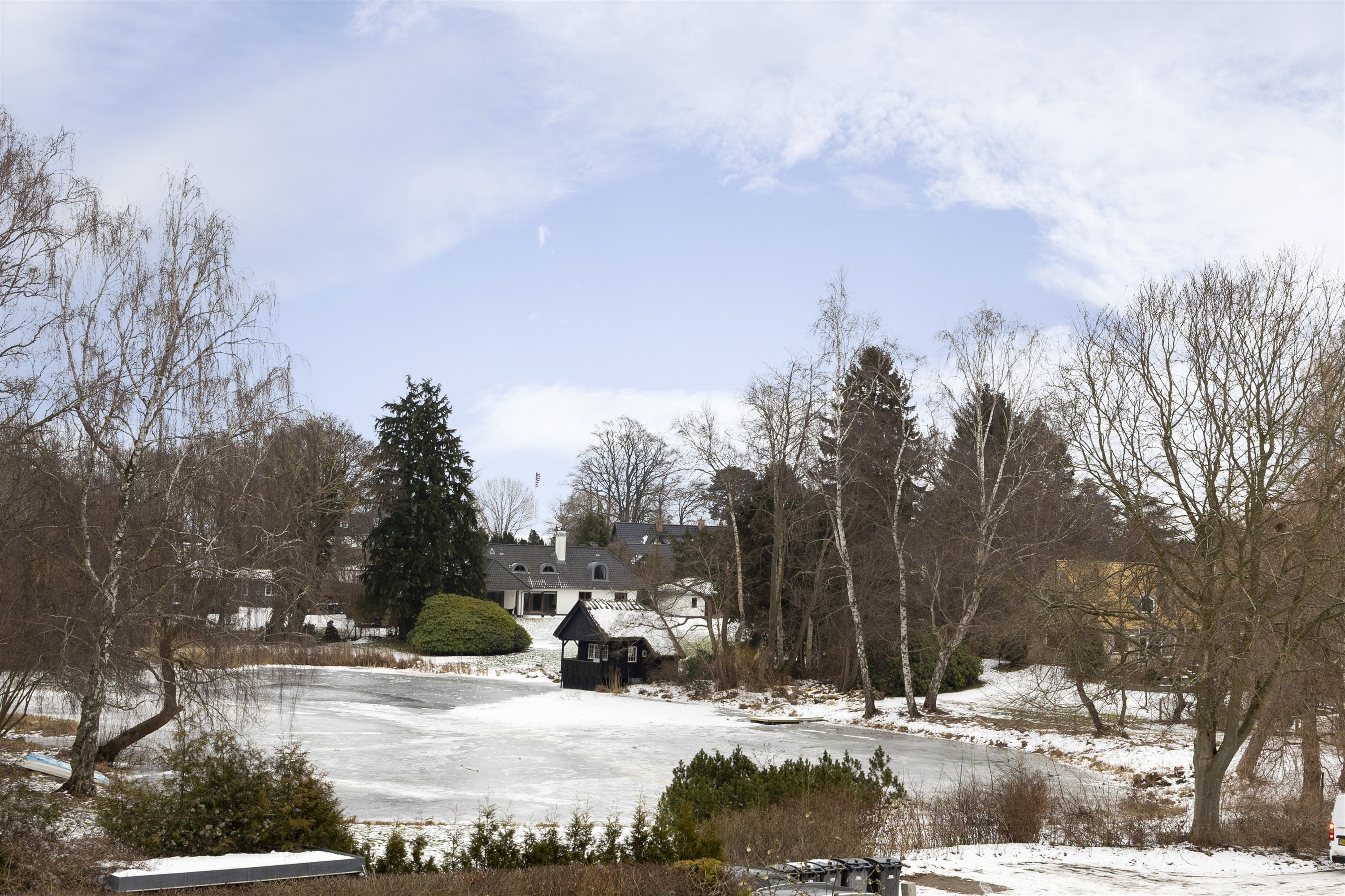 Miniaturebillede 1: udsigt. Billede af Ellesøpark 53, 2950 Vedbæk