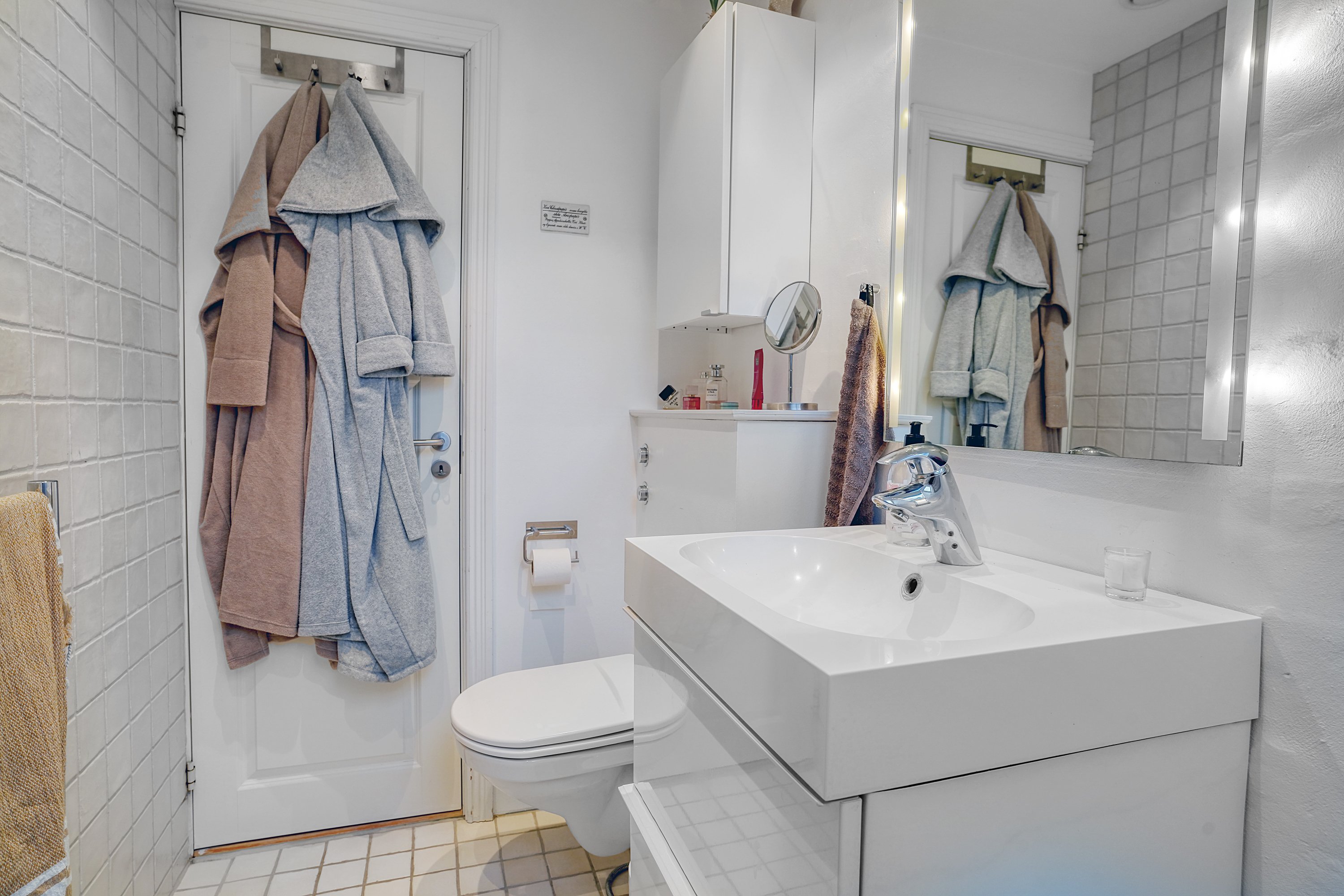 Fremhævet badeværelse billede i fuldskærmstilstand. Billede af Rosenkildevej 21A, 1. th., 3000 Helsingør