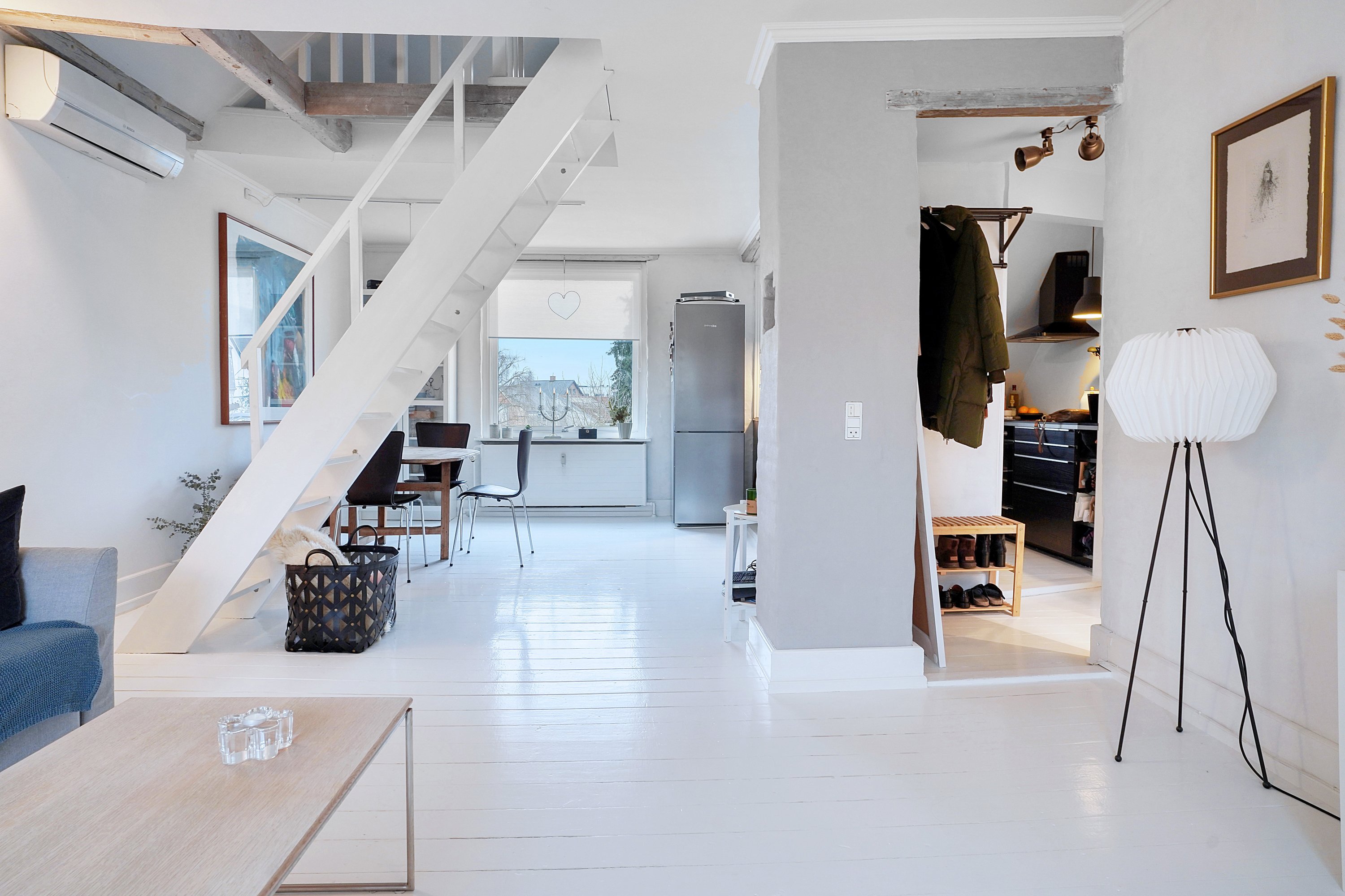 Fremhævet stue billede i fuldskærmstilstand. Billede af Rosenkildevej 21A, 1. th., 3000 Helsingør