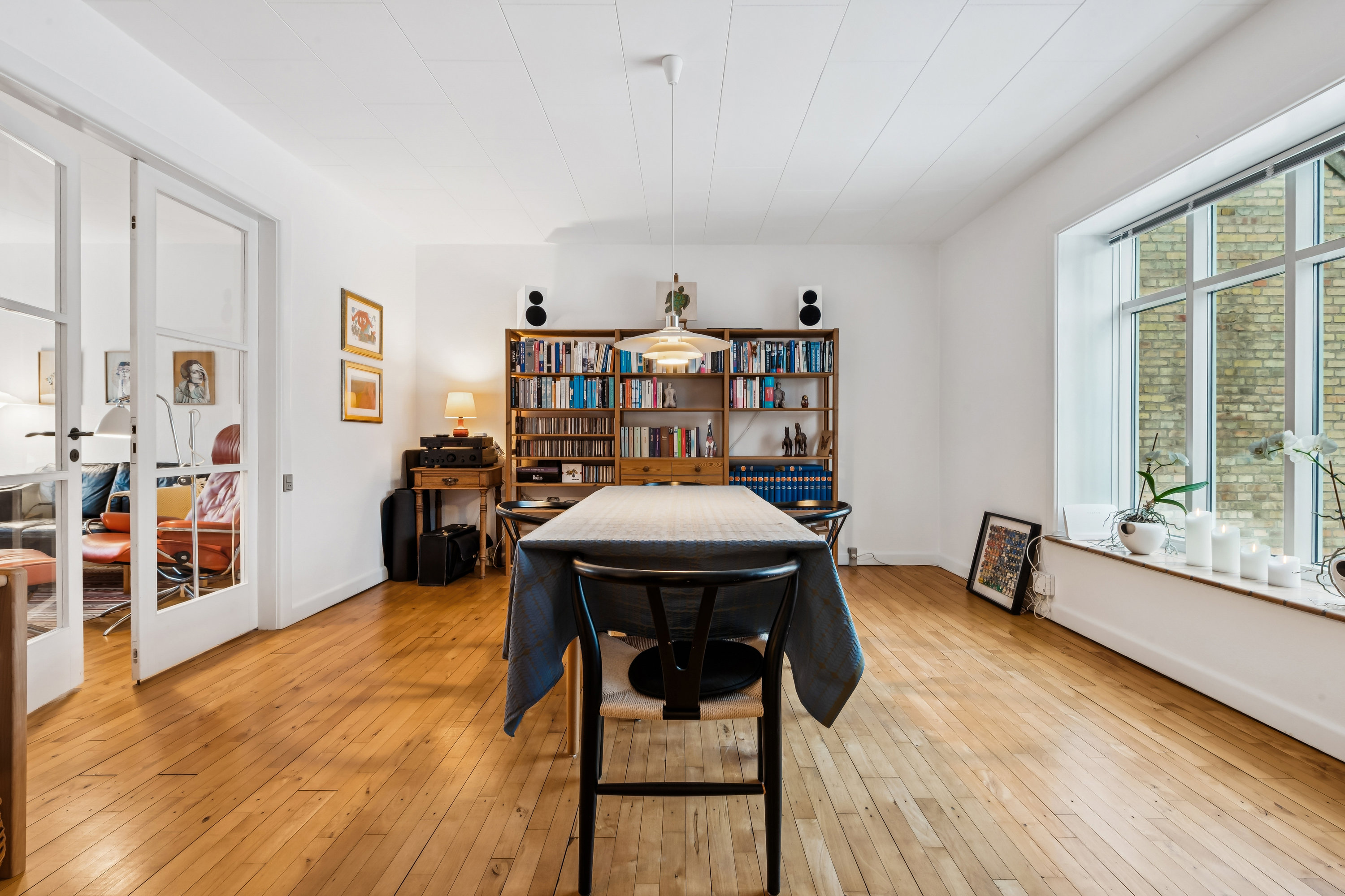 Miniaturebillede 1: stue. Billede af Pilevænget 18, 2800 Kongens Lyngby