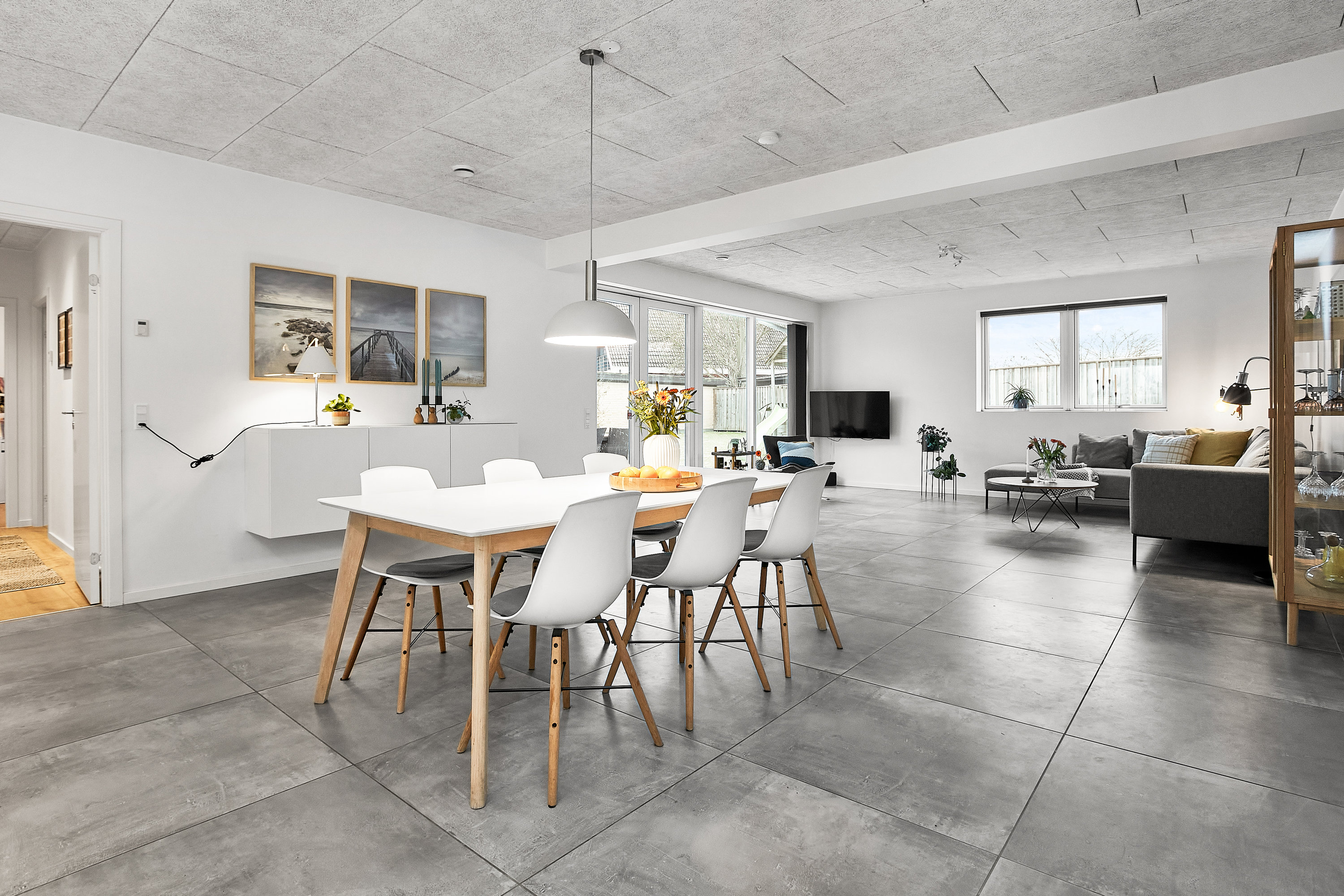 Fremhævet alrum/stue billede i fuldskærmstilstand. Billede af Højmarksvej 8, Stensballe, 8700 Horsens