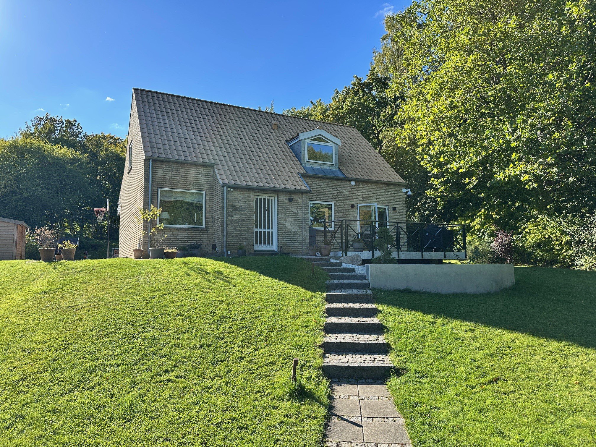 Fremhævet  billede i fuldskærmstilstand. Billede af Ellesøpark 53, 2950 Vedbæk