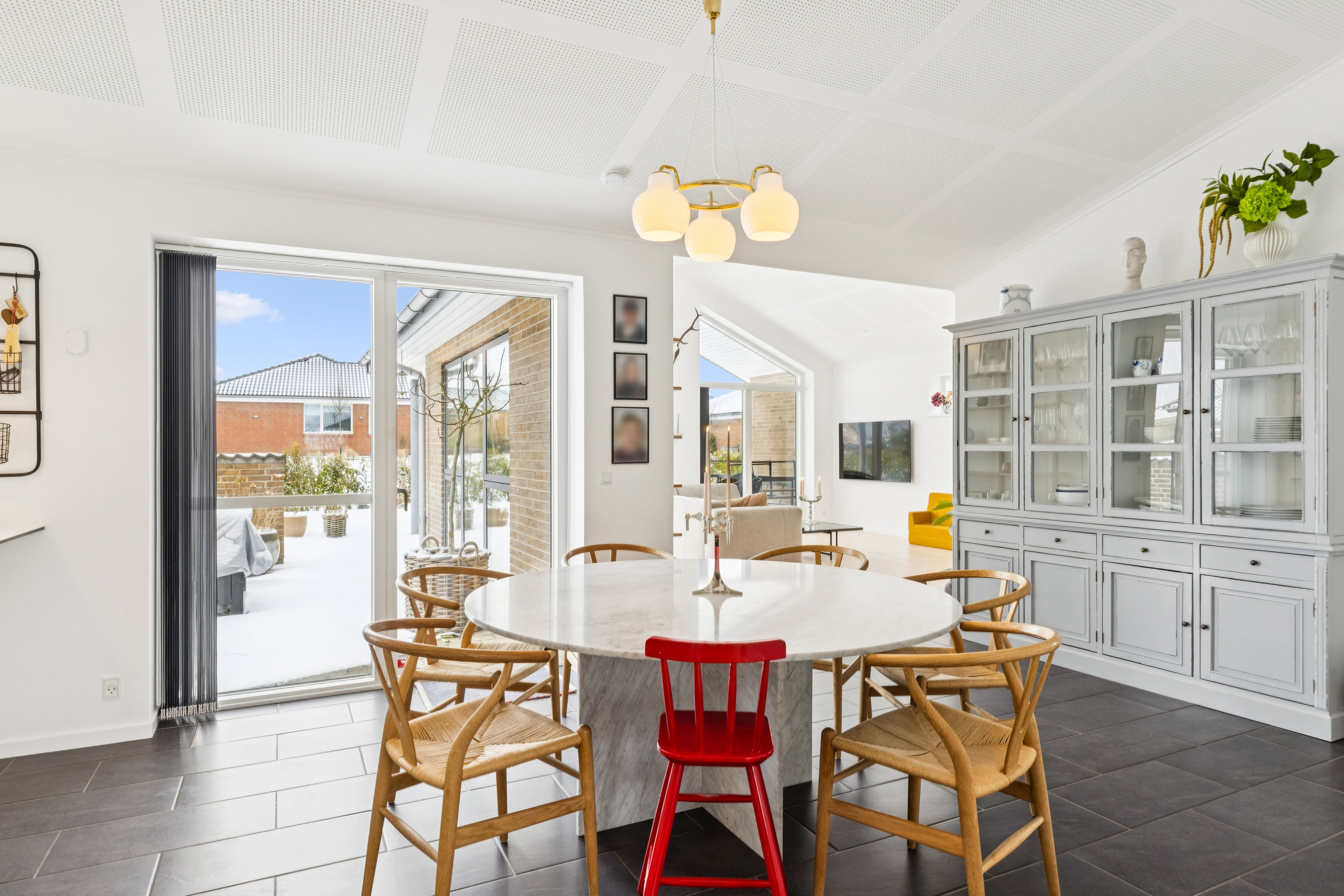 Fremhævet spisestue billede i fuldskærmstilstand. Billede af Midtkobbel 91, Kollund, 6340 Kruså