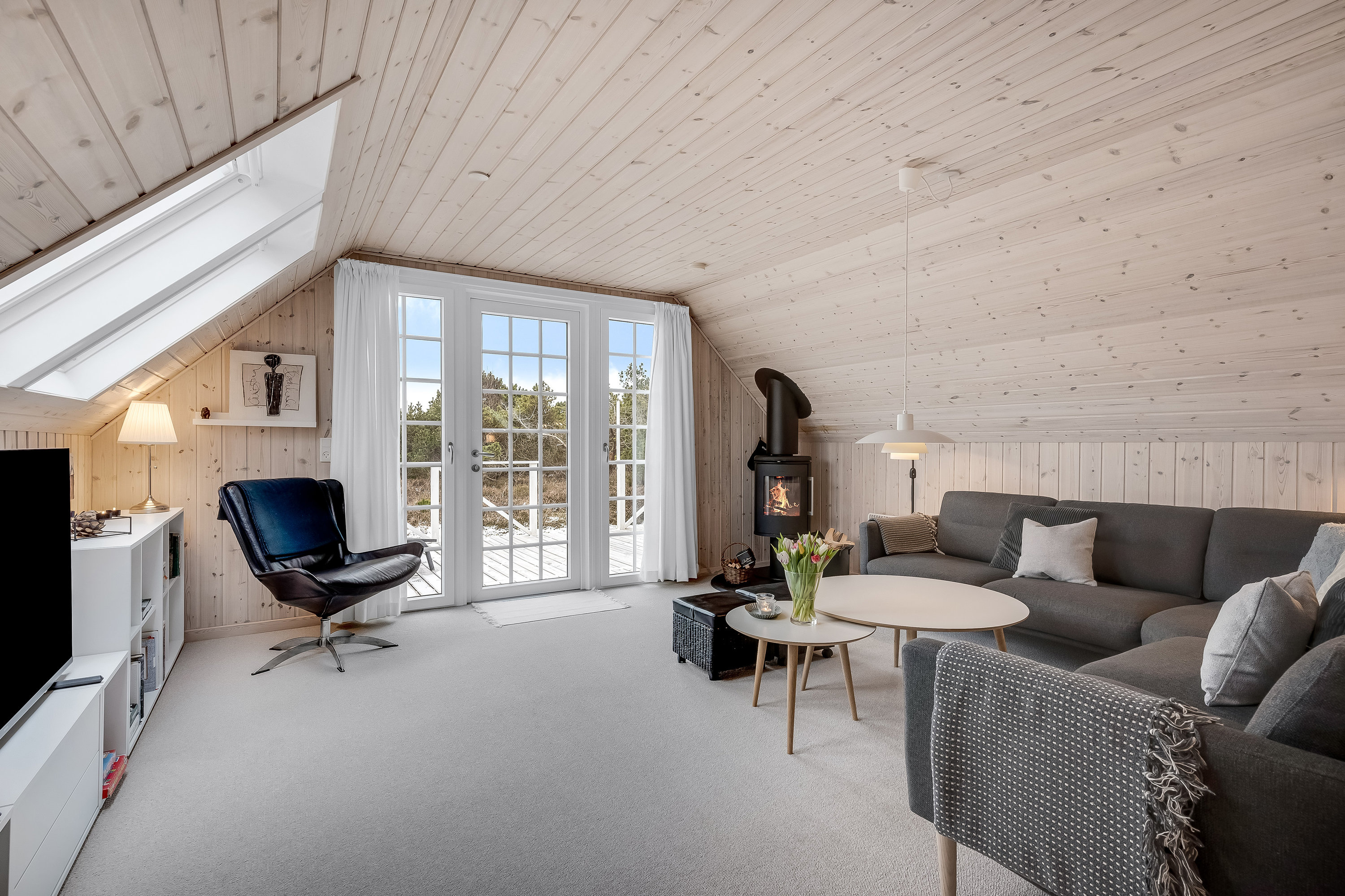 Fremhævet stue billede i fuldskærmstilstand. Billede af Vestklitvej 37, Klegod, 6950 Ringkøbing