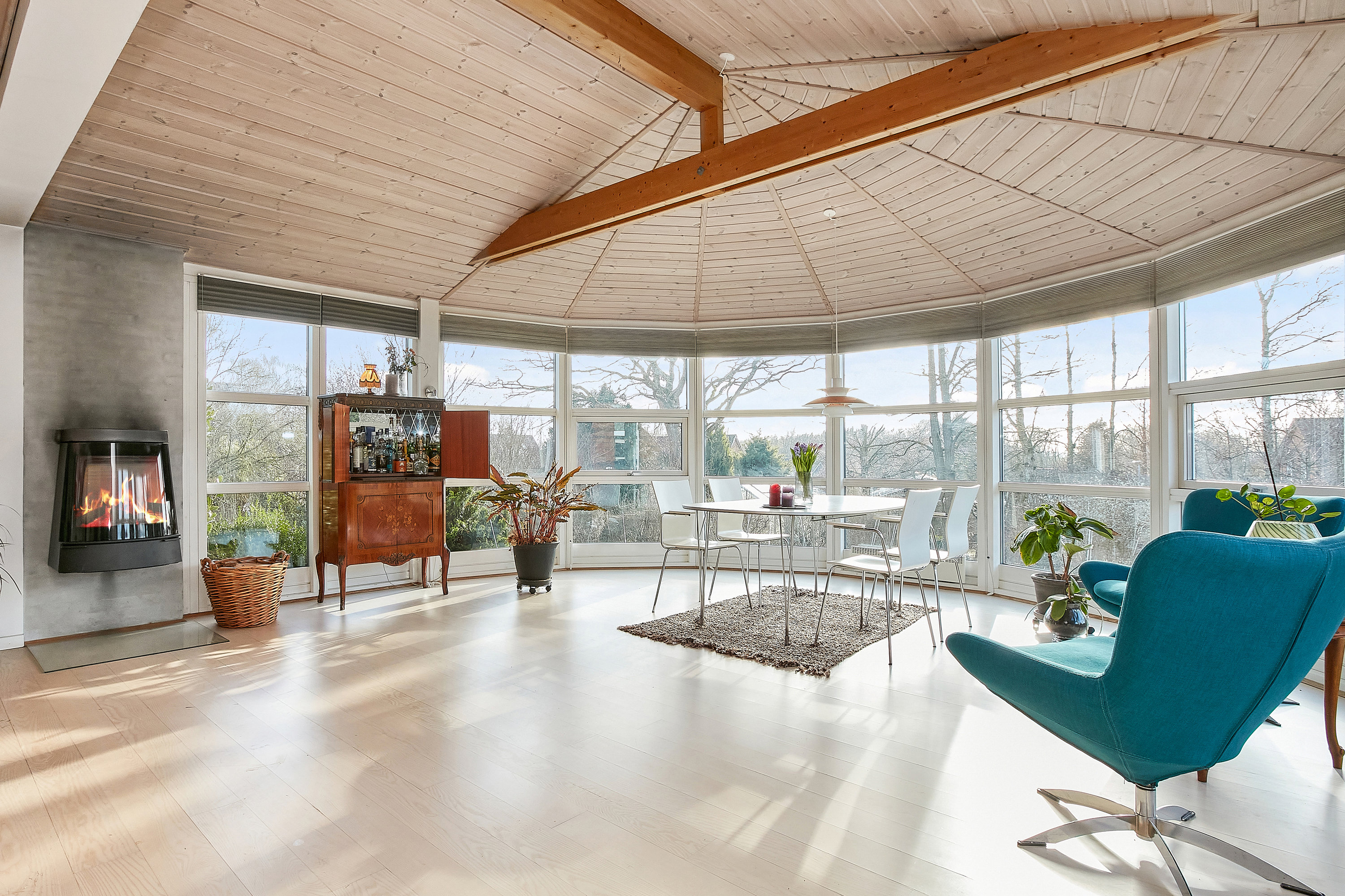 Fremhævet stue billede i fuldskærmstilstand. Billede af Vestervænget 3, Tvingstrup, 8700 Horsens